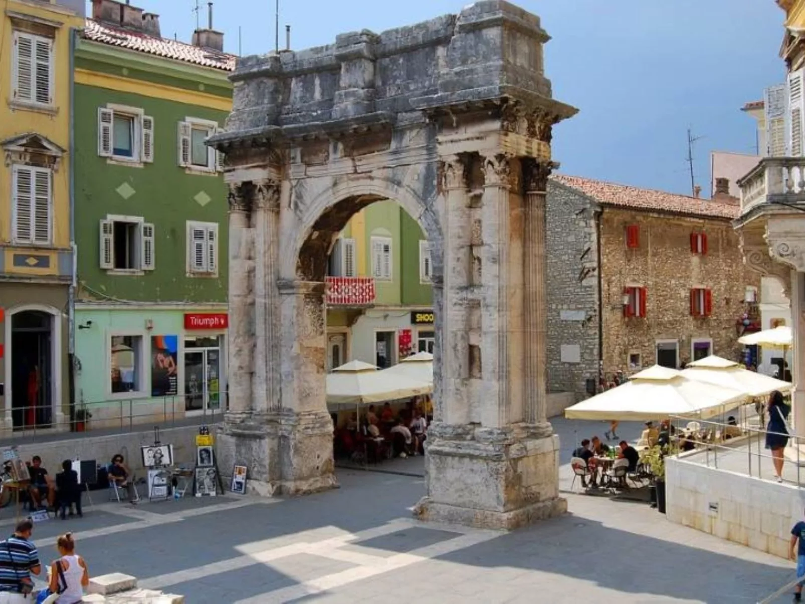 Höhlenmensch 2-Buiten