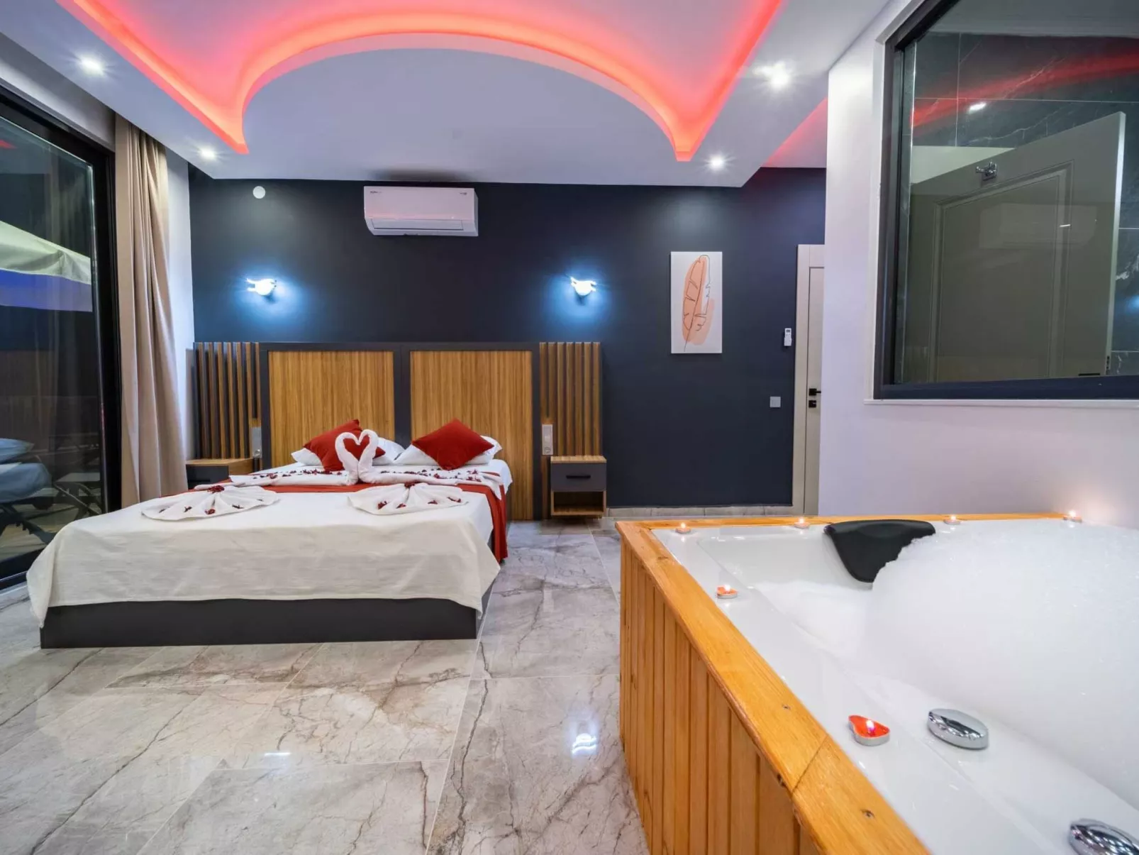 Luxuriöse Villa "Sard 3" mit Jacuzzi-Binnen