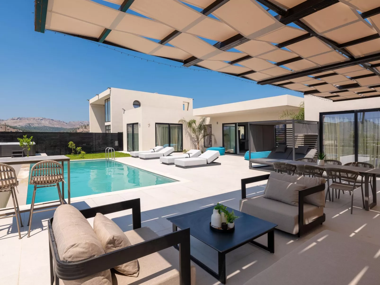 Trapezia Luxury Living - Perle-Binnen