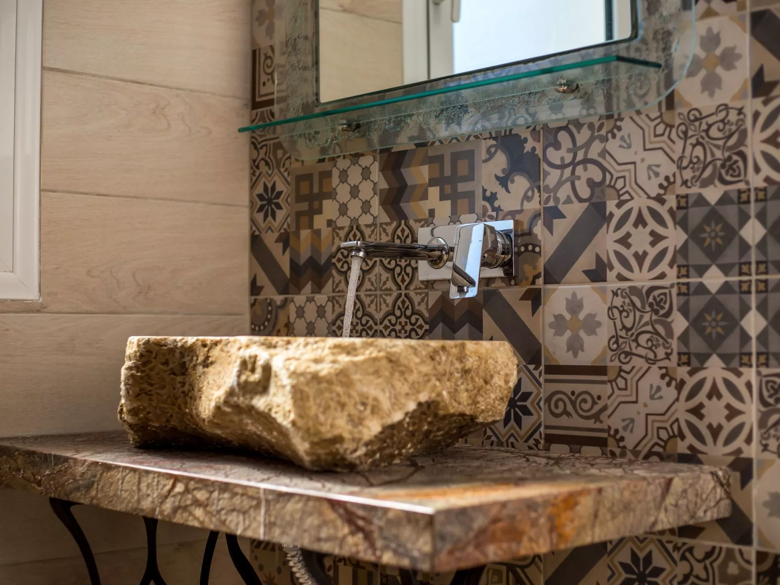 Ammos Apartment - in neu gebautem Designerhaus-Binnen