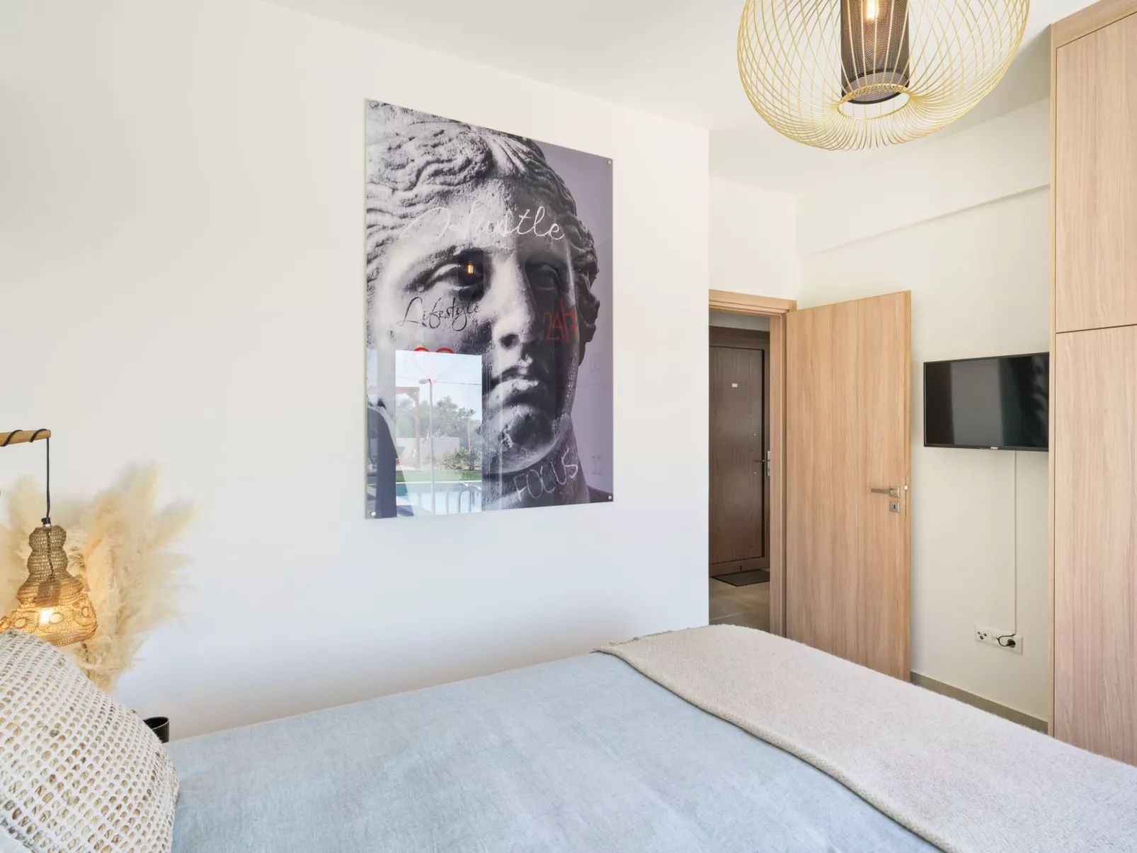 Neu gebaute Villa mit privatem Pool und BBQ-Binnen