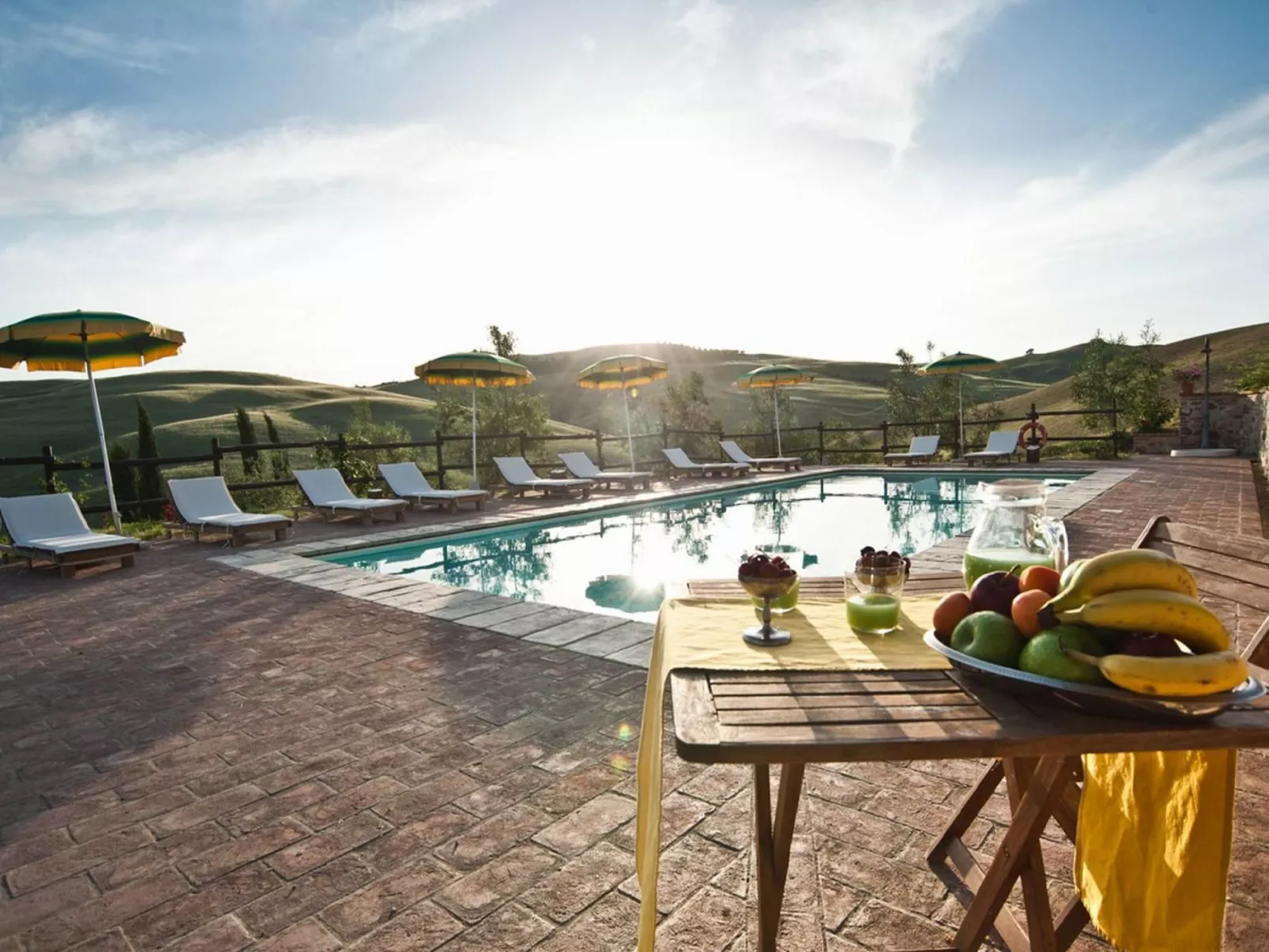 Narciso' Wohnung mit Gemeinschaftspool-Buiten