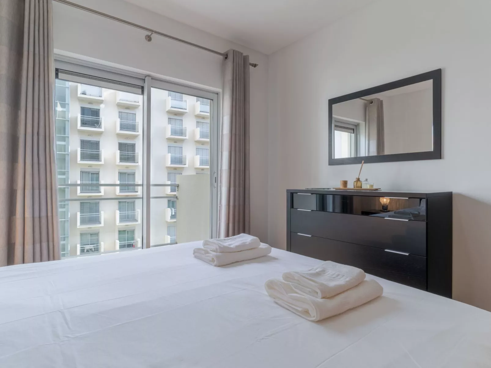 Mit gemeinschaftlichem Pool-Image-tags.info