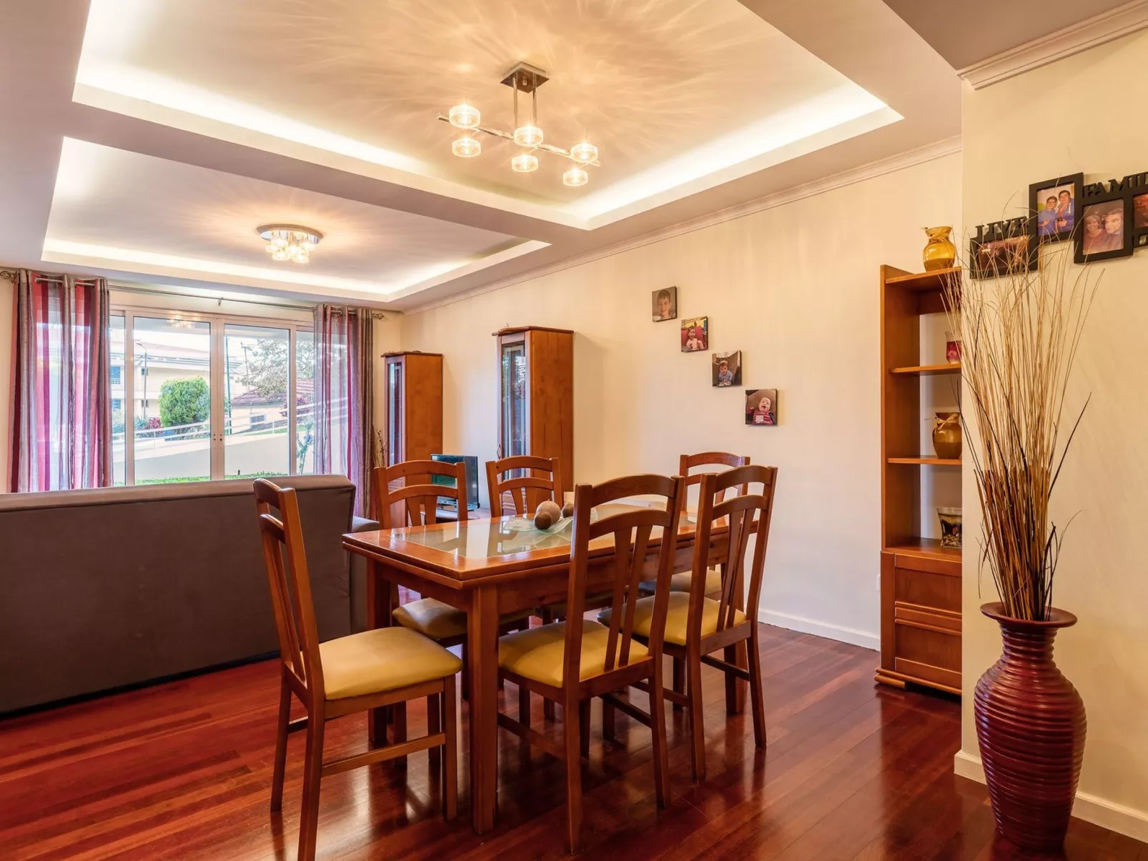 Luxuriöses Appartement mit hervorragender Lage und hervorragender Qualität.-Binnen