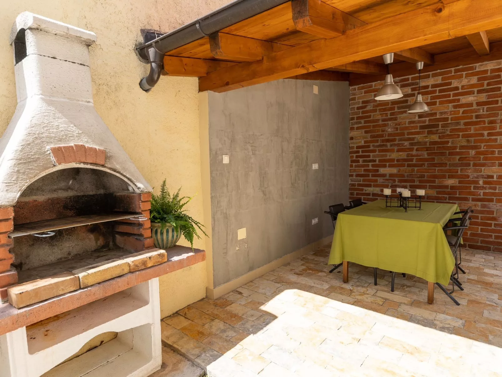 Ferienvilla mit privatem Pool-Image-tags.info