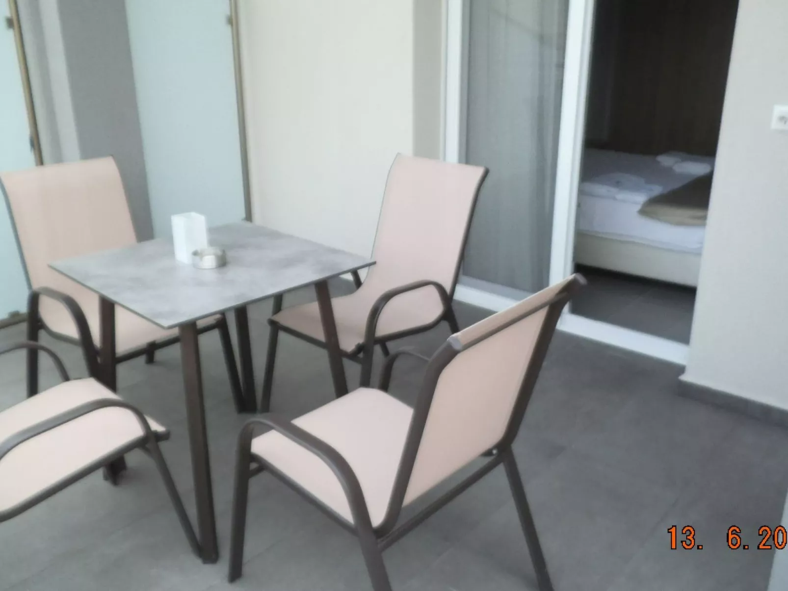 Finikas Garden Nikit-Binnen