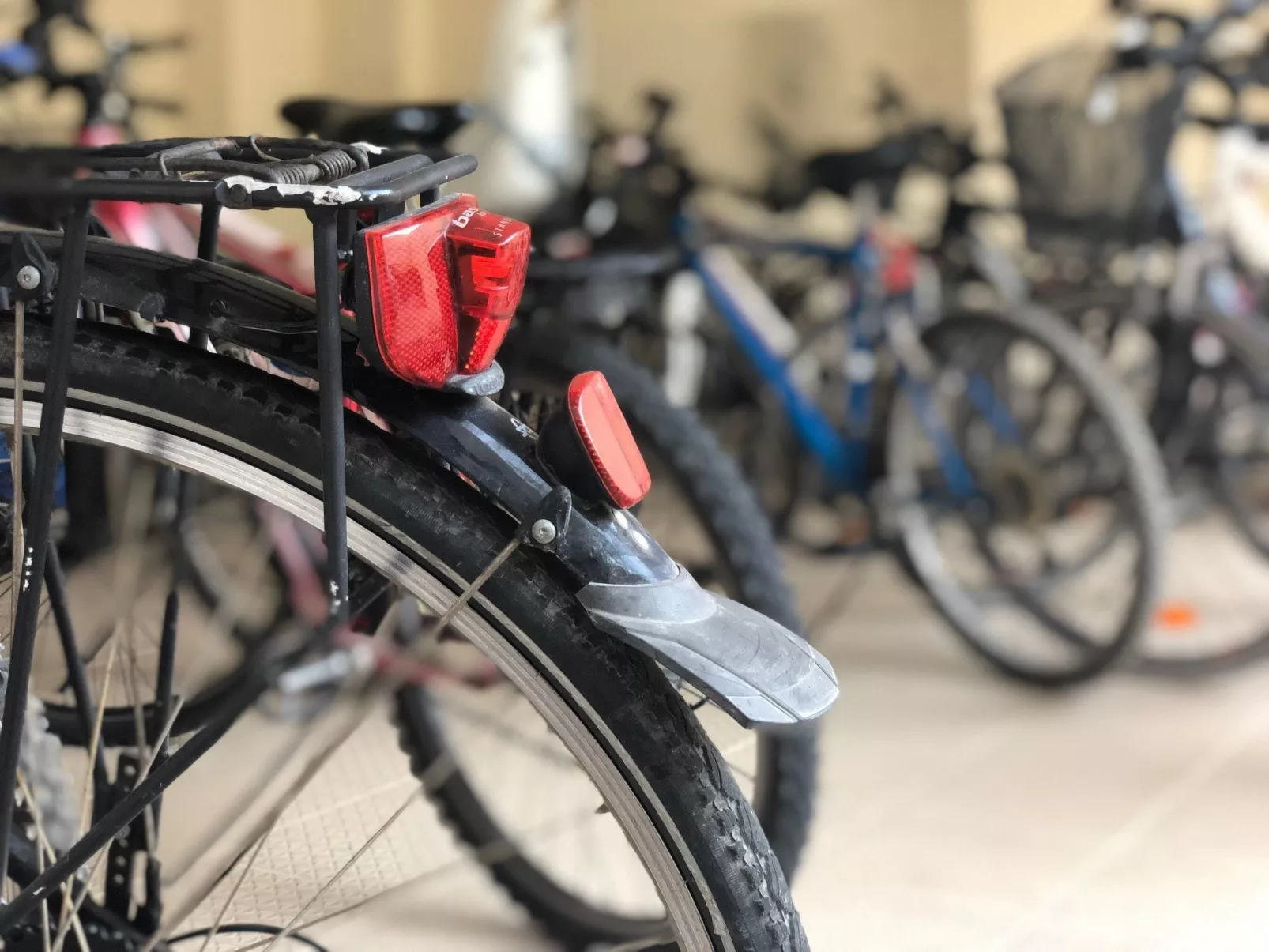 Mit gemeinschaftlichem Pool-Image-tags.info