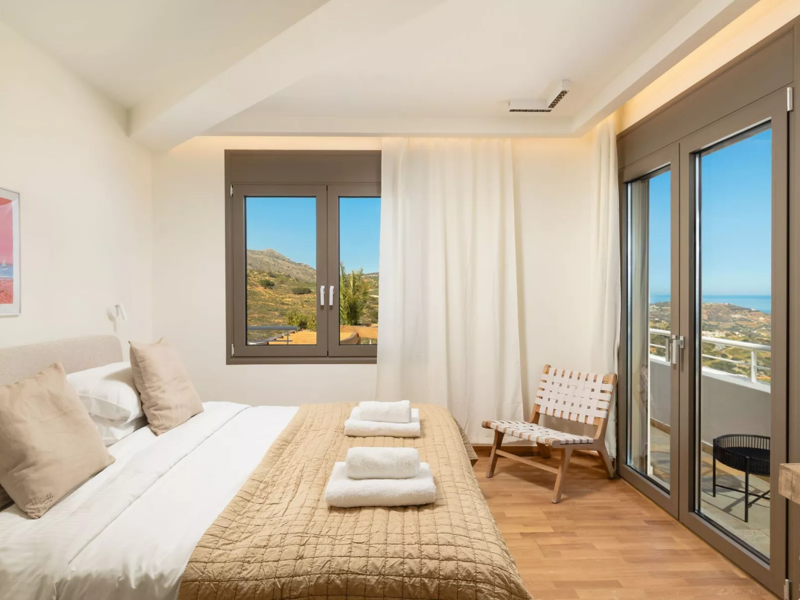 Luxuriöses Anwesen mit Meerblick und beheiztem Infinity-Pool-Image-tags.info