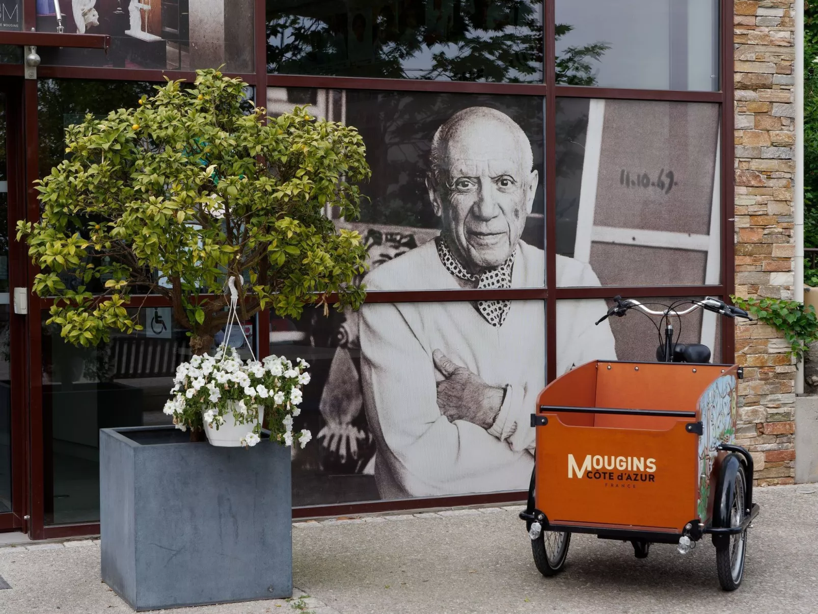 Moderne Wohnung in Mougins mit eigenem Garten-Buiten