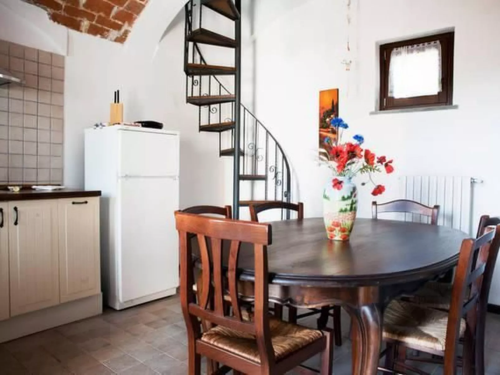 Wohnung in Brusasco mit Garten, Terrasse und Grill-Binnen