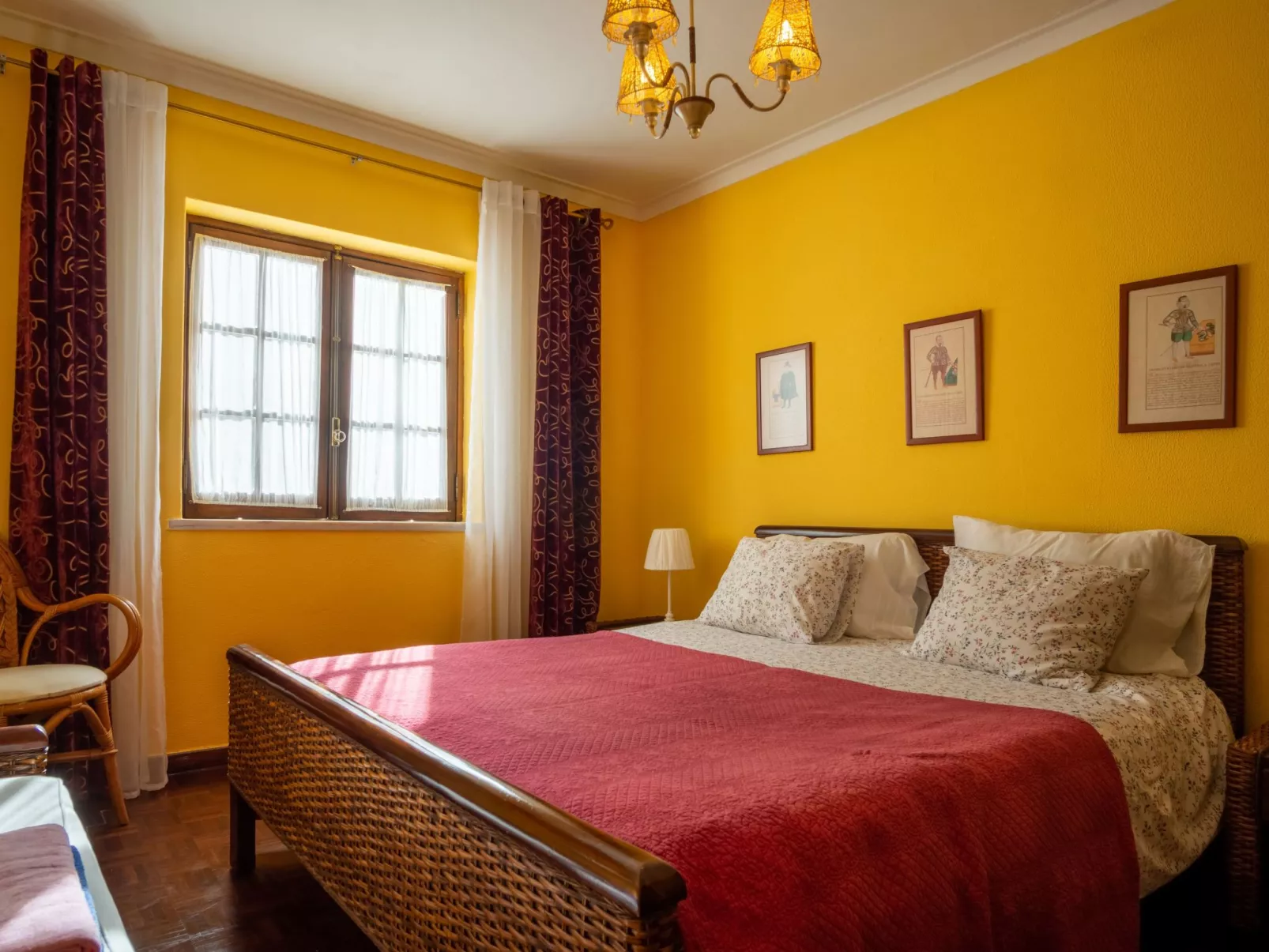 Schönes Ferienhaus in Colares mit Privatem Pool-Image-tags.info