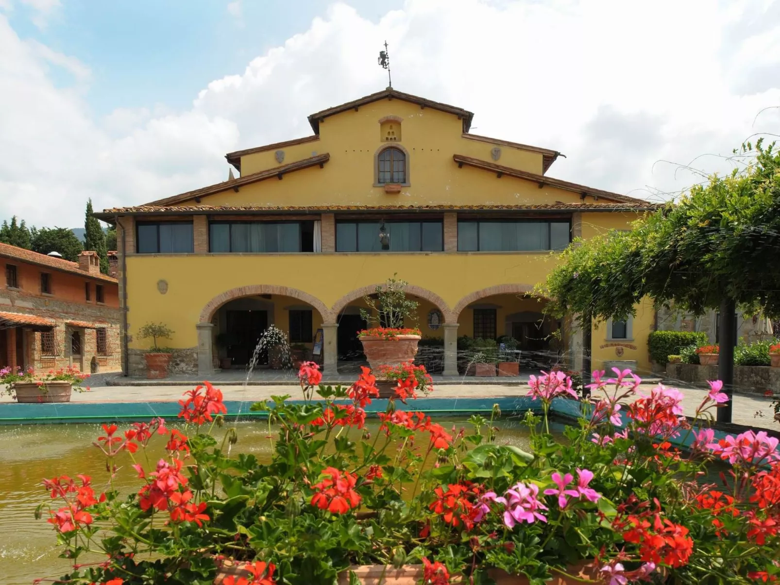 Unterkunft in der Residenz, Schwimmbad, Tennis, Restaurant-Image-tags.info