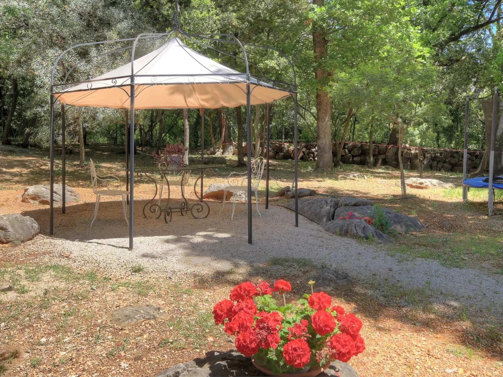 Villa Bois Dore in Valbonne-Buiten