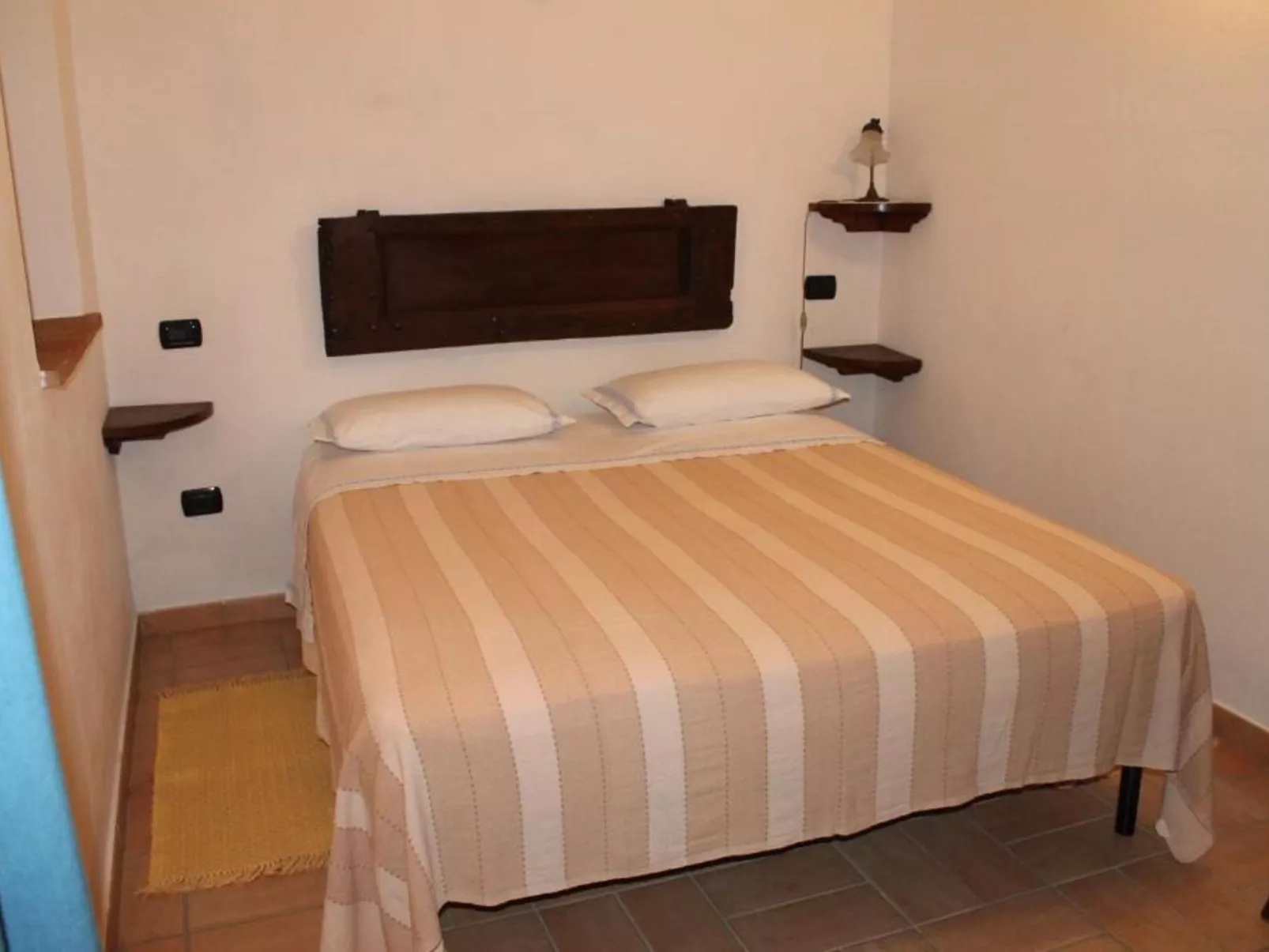 Rustikale Eleganz mit Blick auf die umbrische Landschaft-Image-tags.info