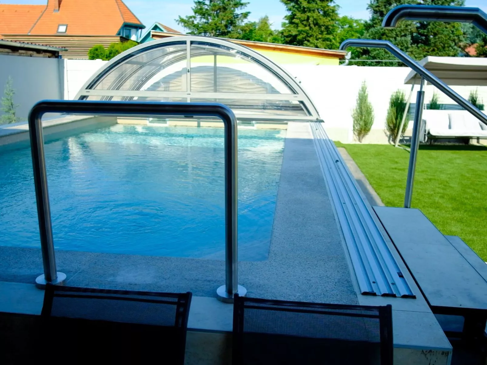 Luxvil apartment-Buiten