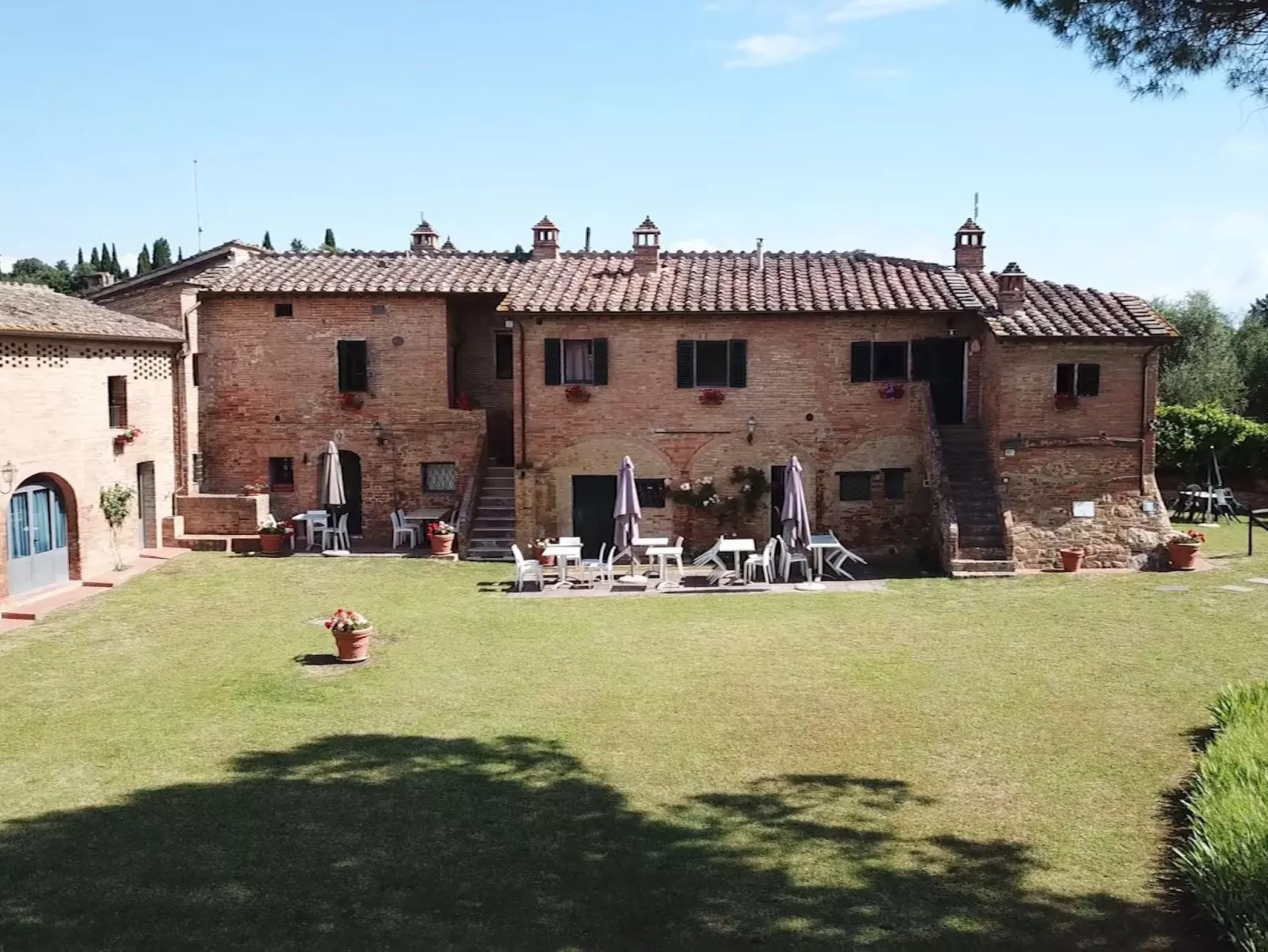 Unsere Kunden sind unsere Freunde-Buiten