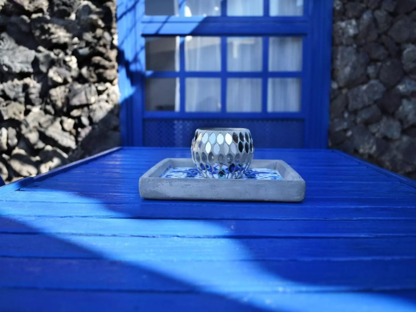 Lavastein-Bauernhaus Yazmina mit schönem Garten-Buiten