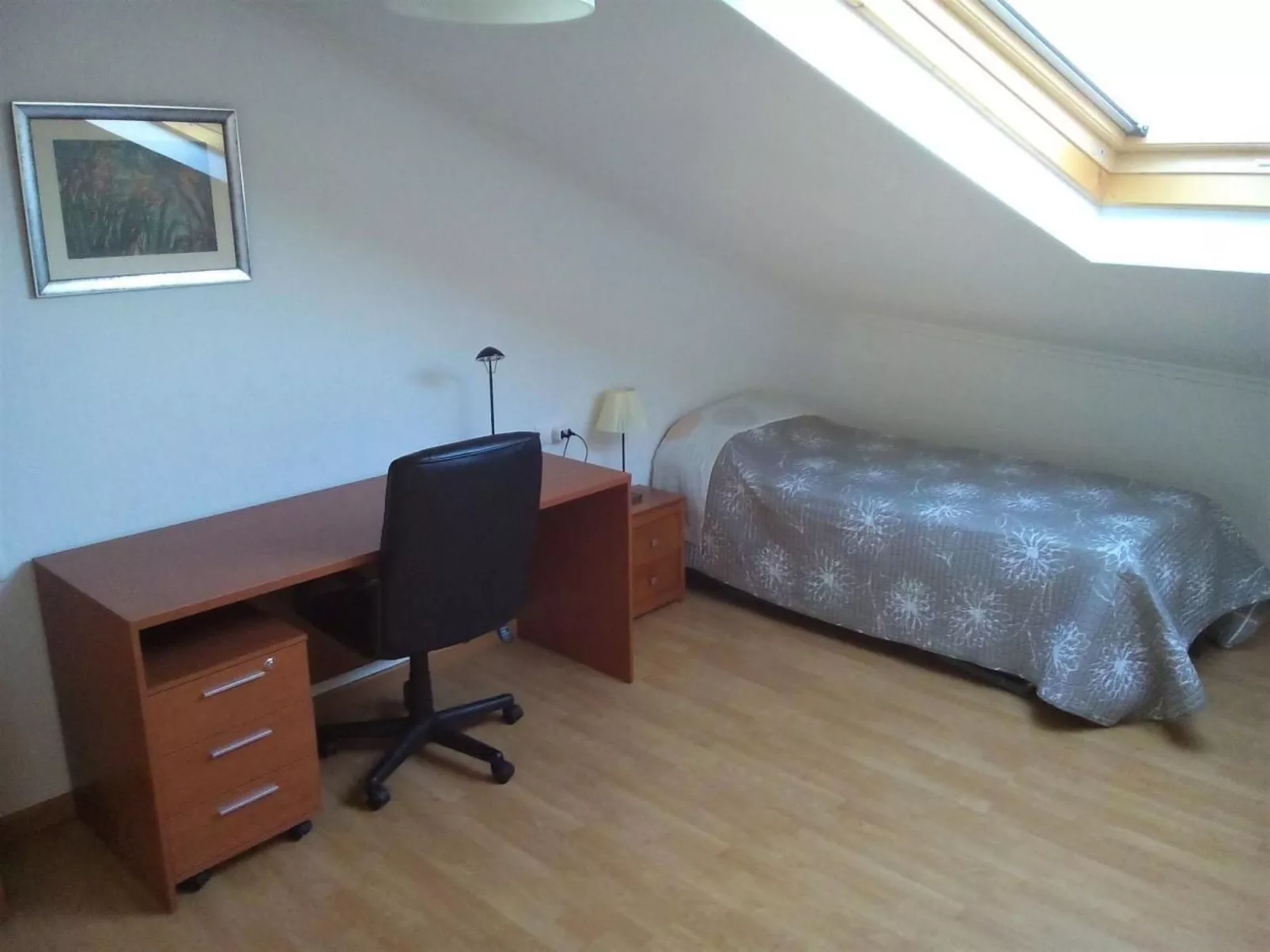 Ático con terraza-Image-tags.info