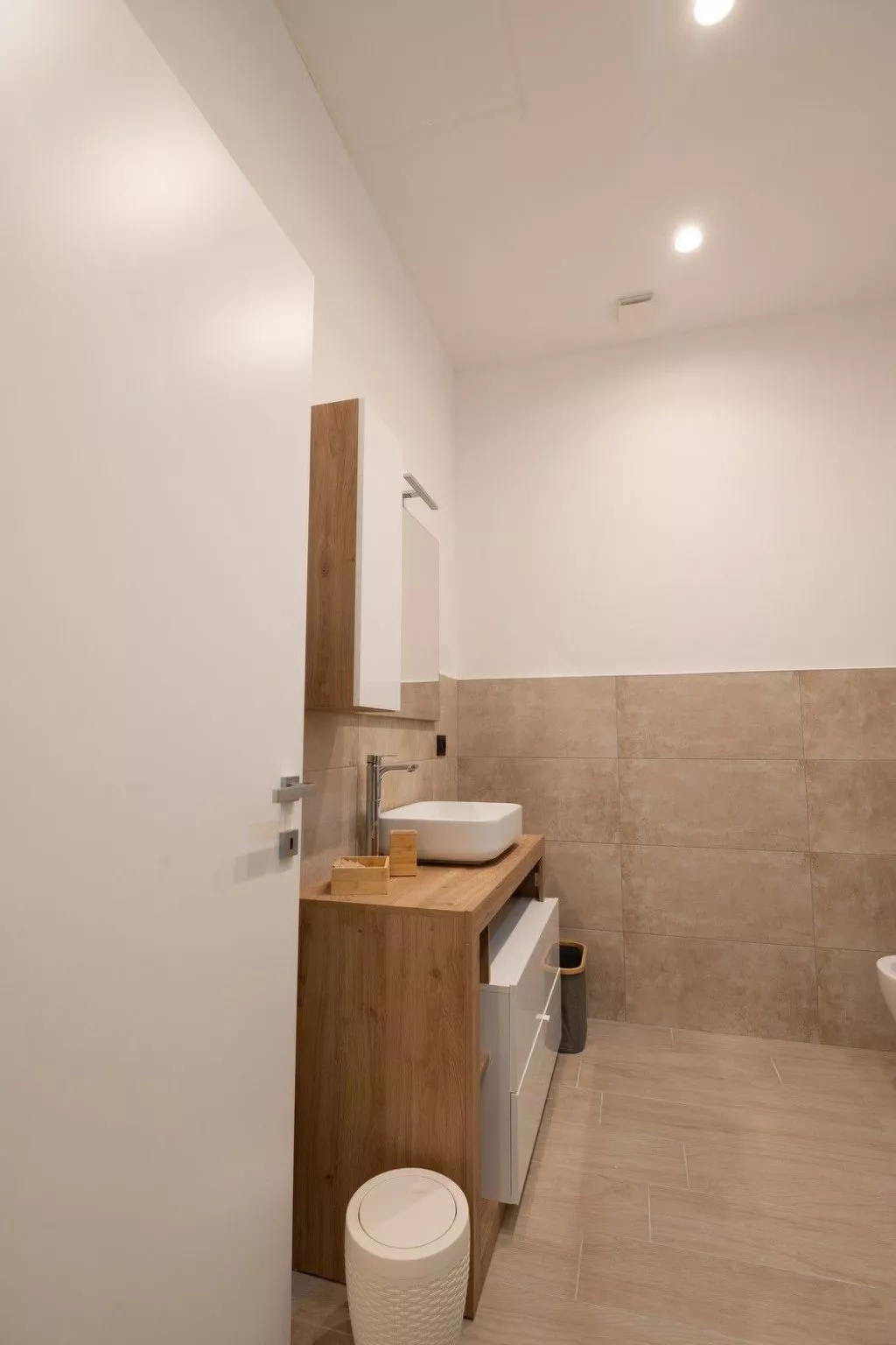 Bei Tante Gina-Binnen