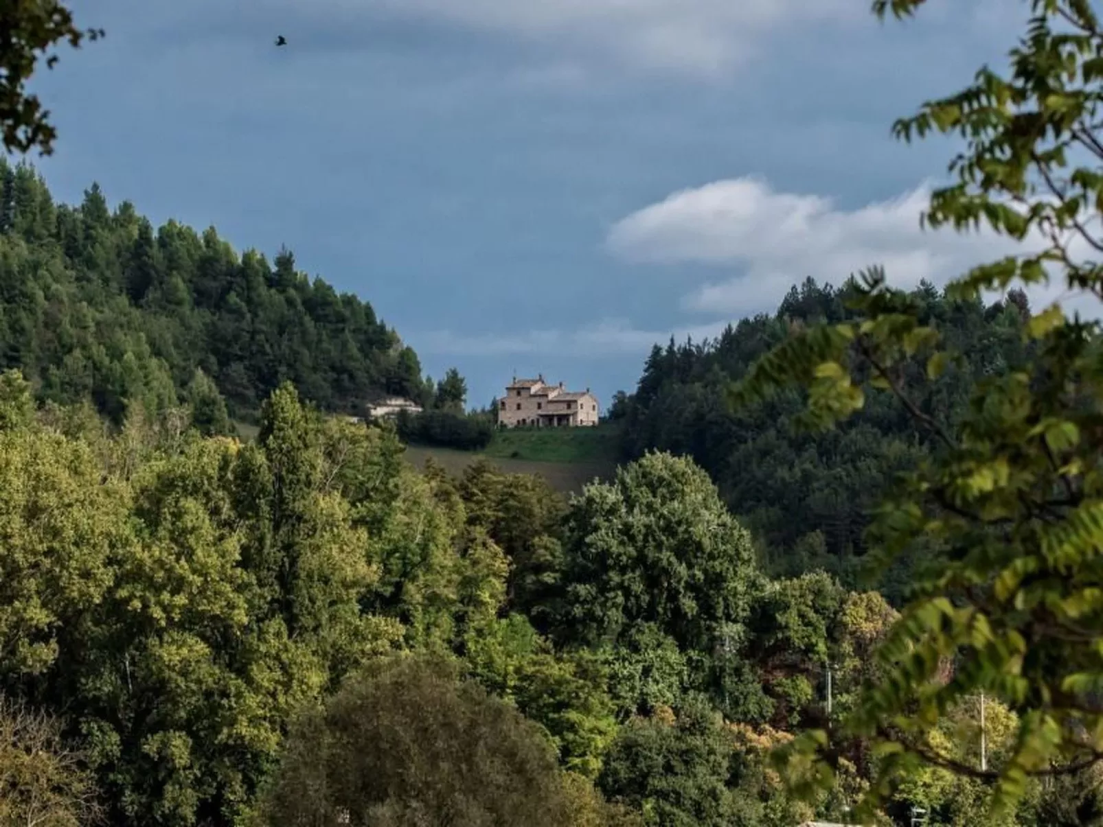 Villa in Le Marche mit atemberaubender Aussicht-Buiten