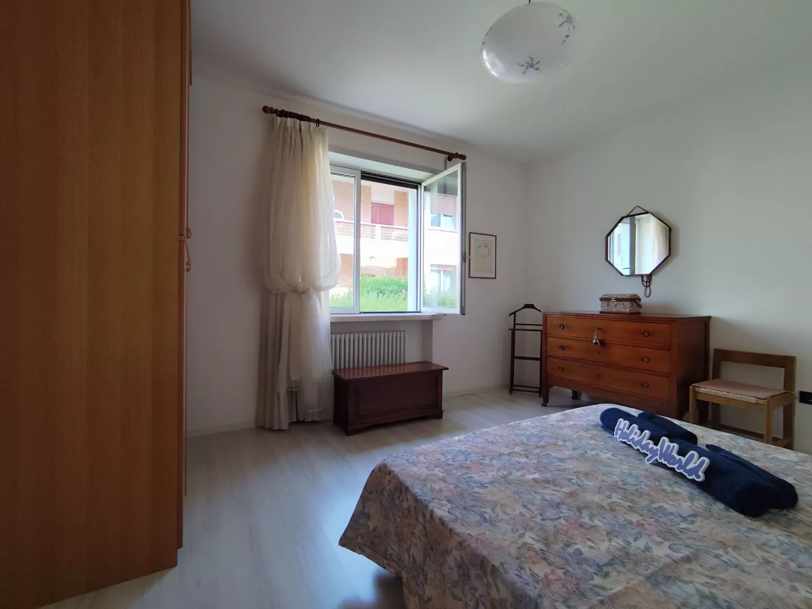 Komfort auf der Bergseite bei Holiday World-Binnen