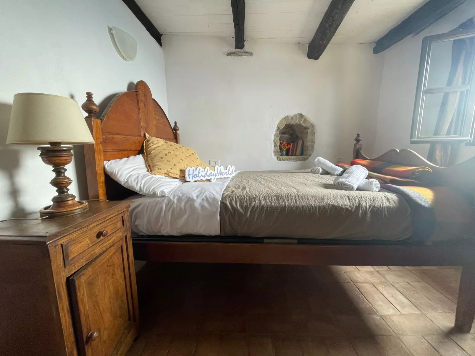 The Tower by Holiday World-Binnen