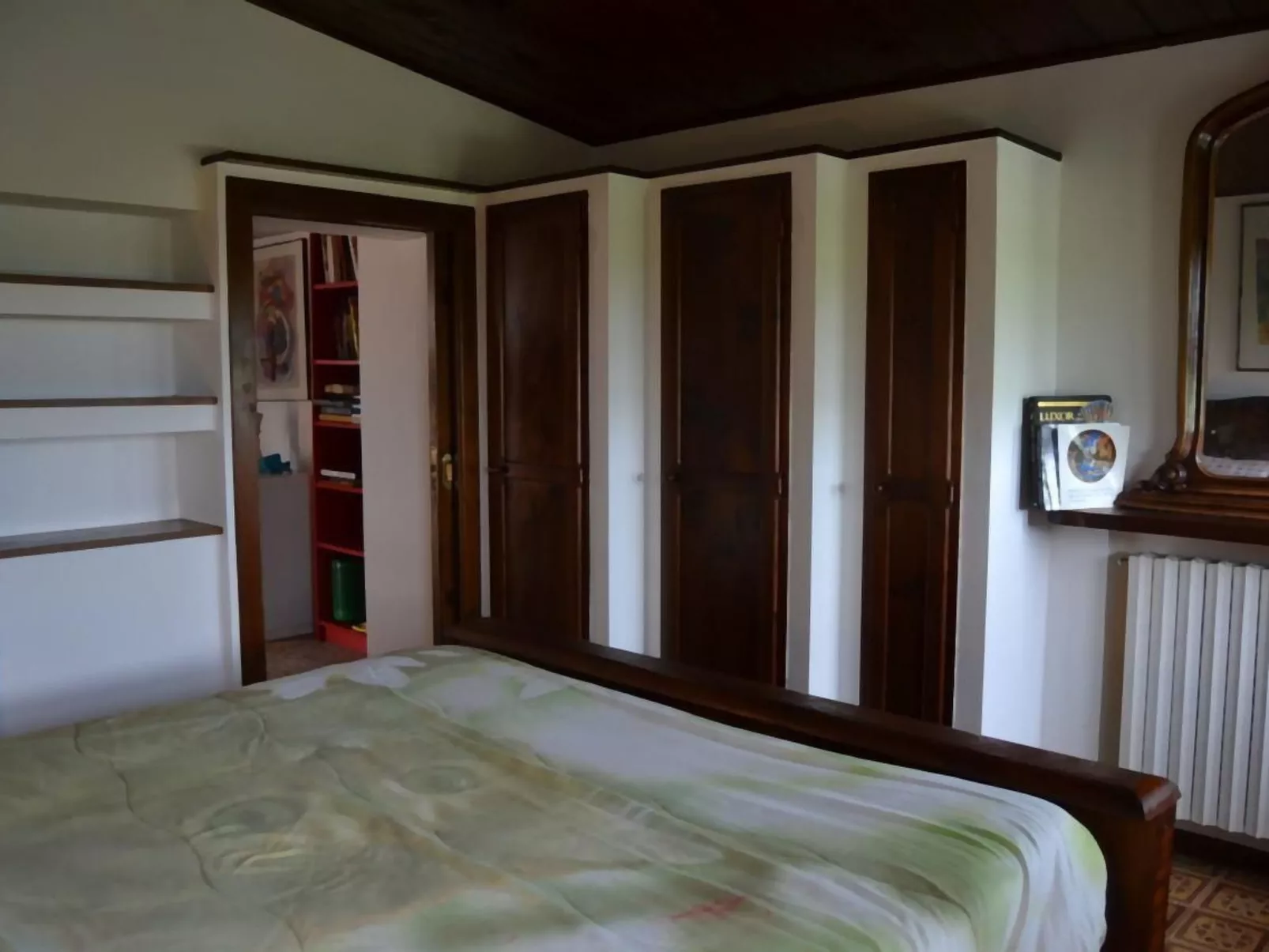 OWL Apartment - Pool - Ansichten - Kunst-Binnen