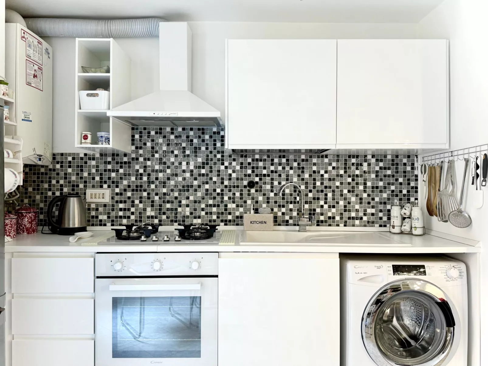 Roman Haven - Binnen