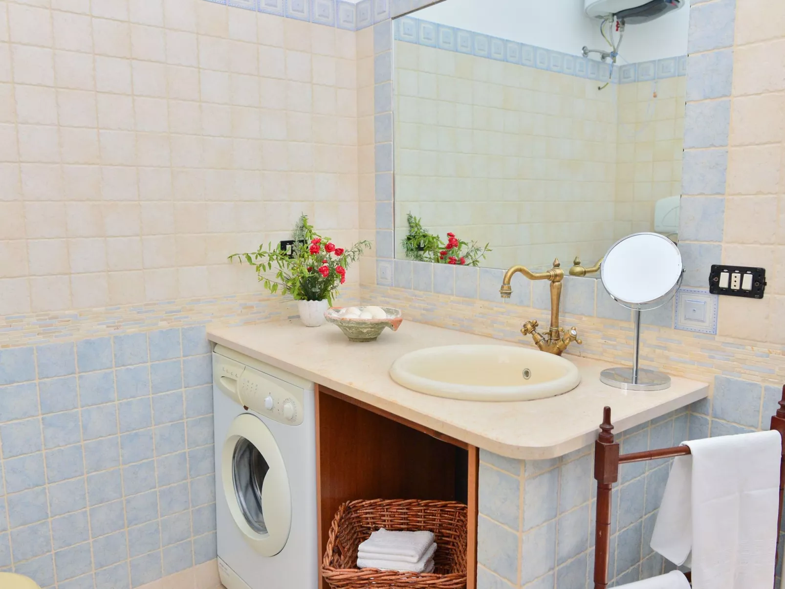 Trullo Alcova  in der Nähe des Meeres-Image-tags.info