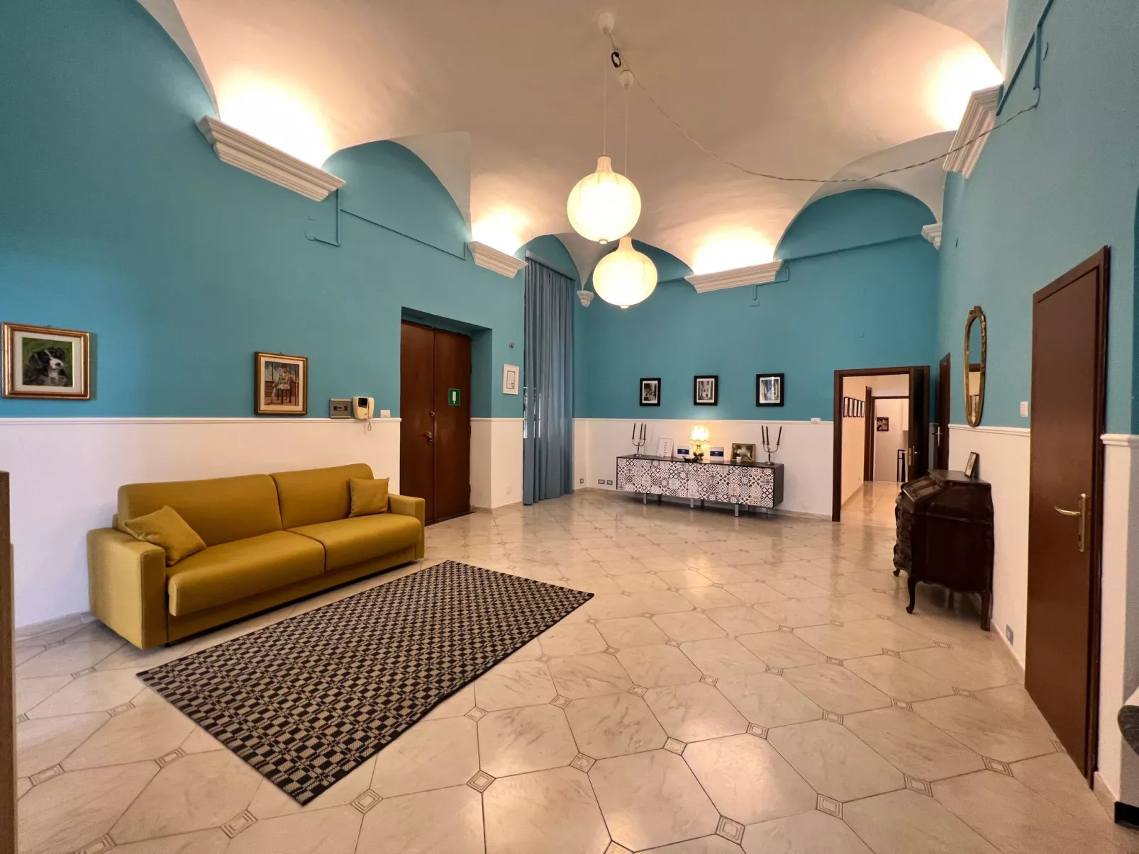 'Doge Antonino' mit Wi-Fi-Binnen