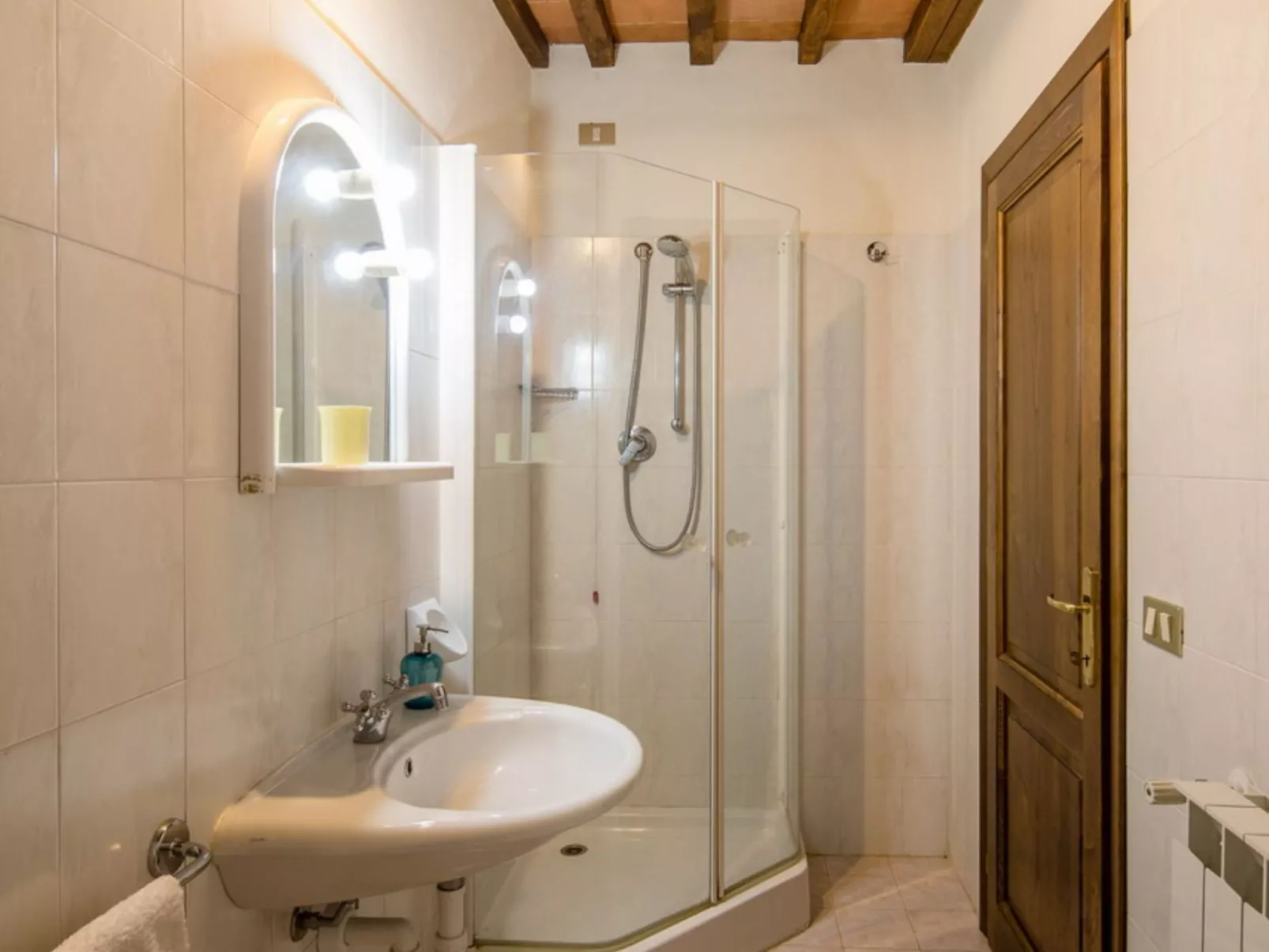 Villa mit privatem Pool in der Nähe von Cortona-Binnen