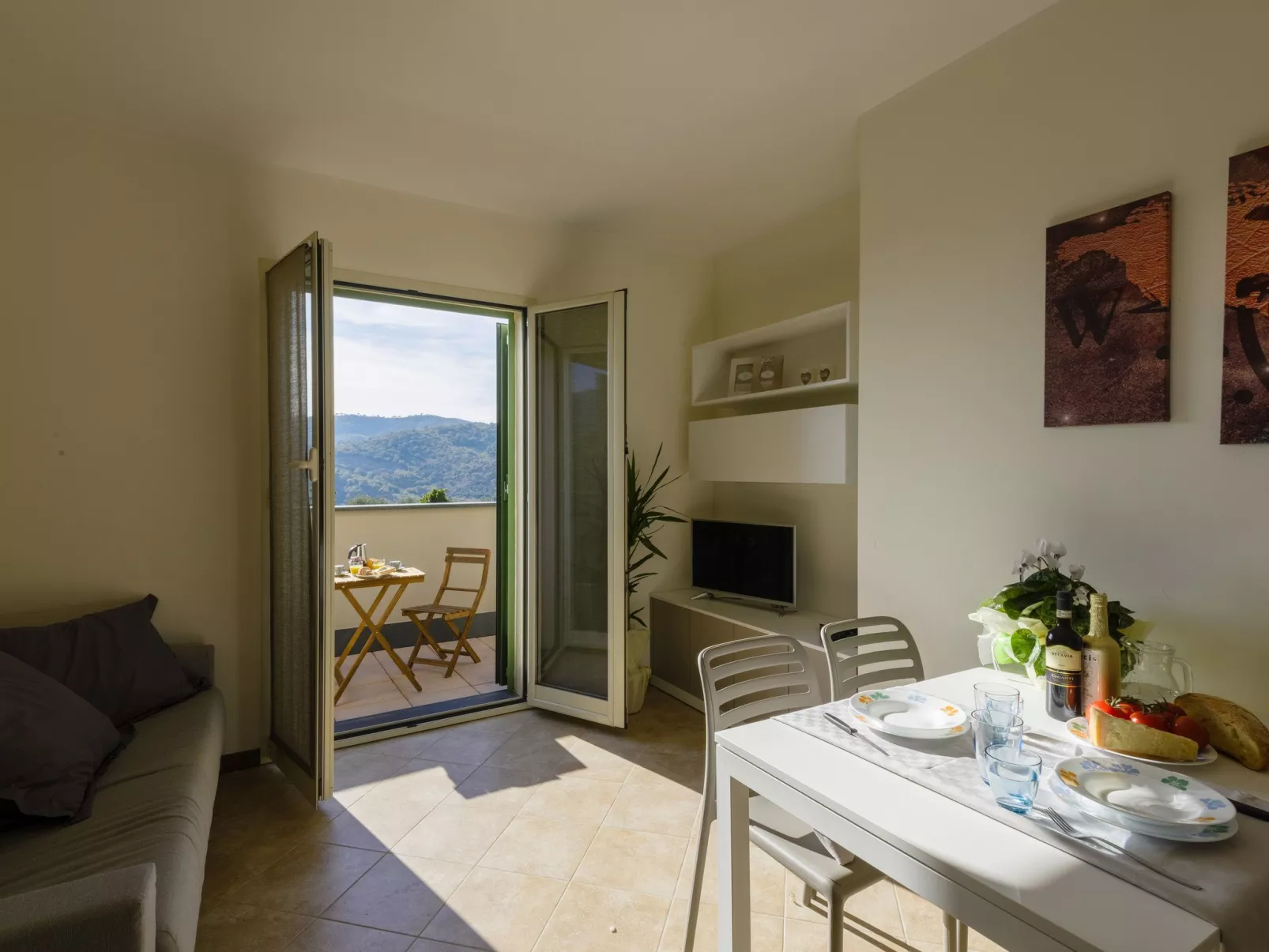 Gloria del Mare - Schwimmbad mit Meerblick - Binnen