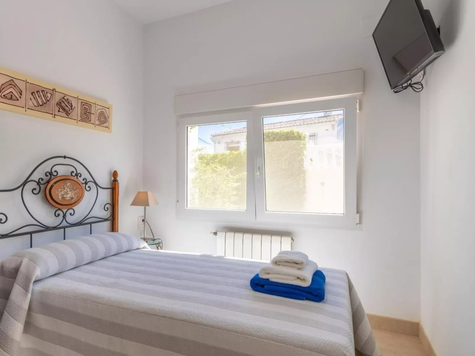 Haus mit privatem Pool, Garten und privatem Parkplatz-Binnen