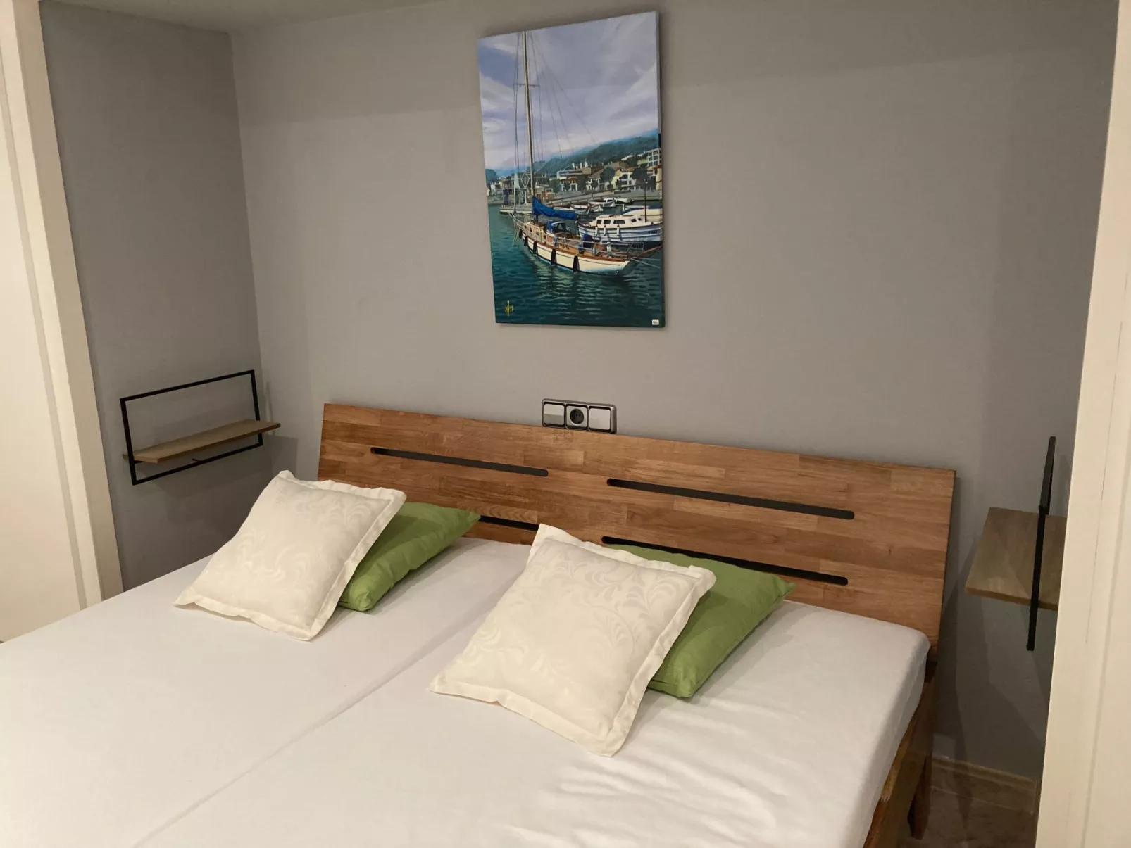 Gemütliches Ferienhaus mit Pool und Meerblick-Image-tags.info