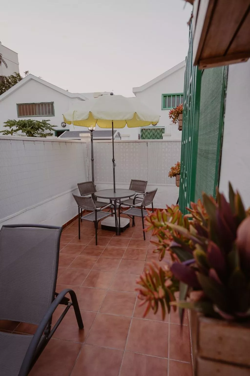 Holanda Tropic Deluxe-Buiten