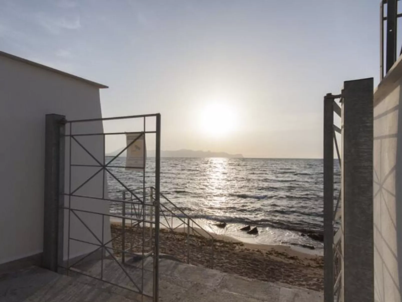 Villa Leucosia Marina Strand Resort-Image-tags.info