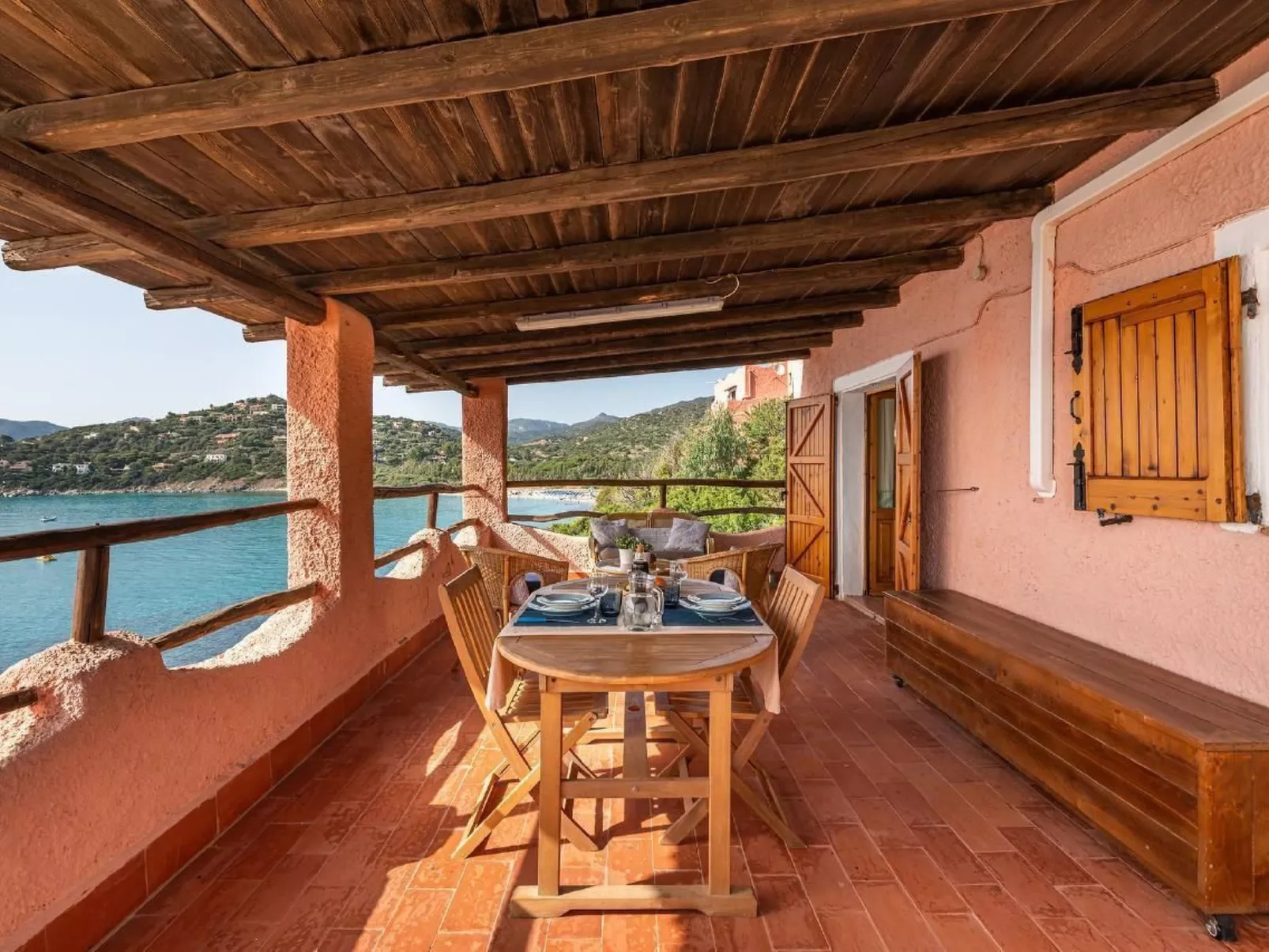 Wohnung in Torre Delle Stelle mit Terrasse und Grill, nah am Strand-Buiten