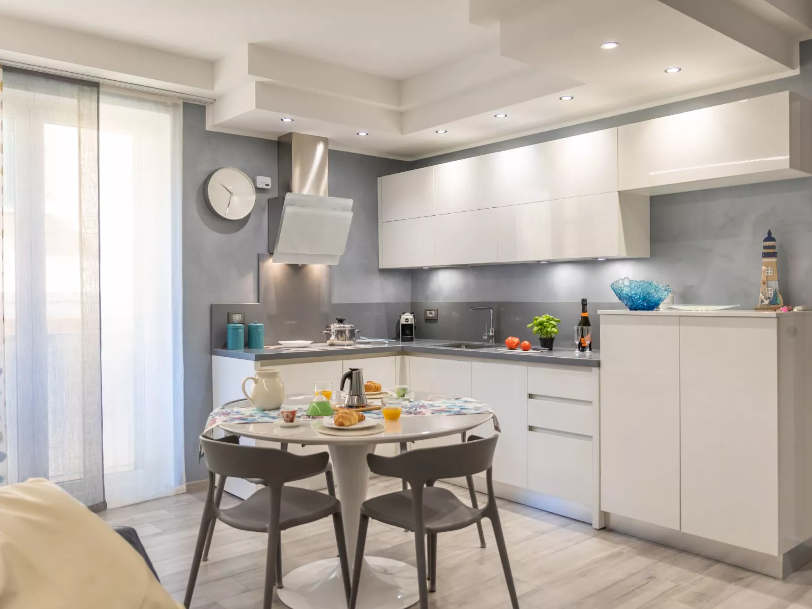 Loving Alassio - Eine hochmoderne Drei-Zimmer-Wohnung am Meer-Binnen