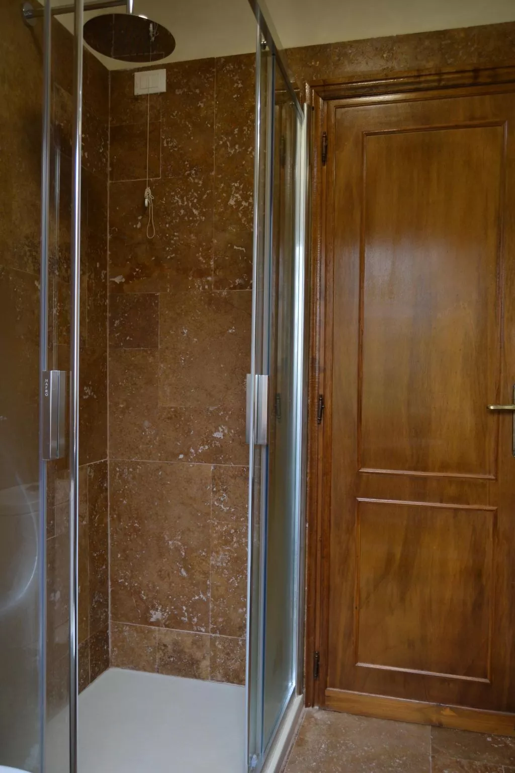 Freistehendes Haus mit Garten zur alleinigen Nutzung-Binnen