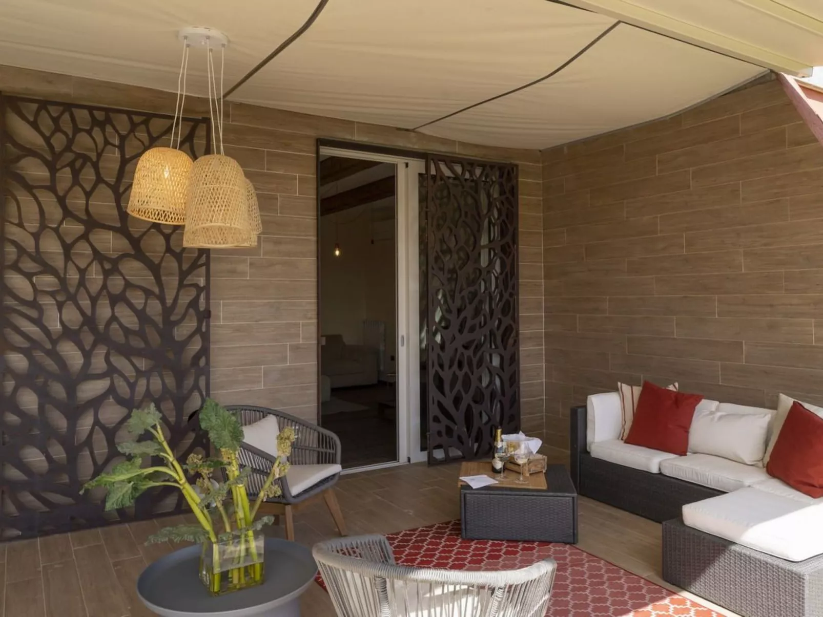 Wunderschöne Villa mit privatem Pool und Whirlpool-Binnen