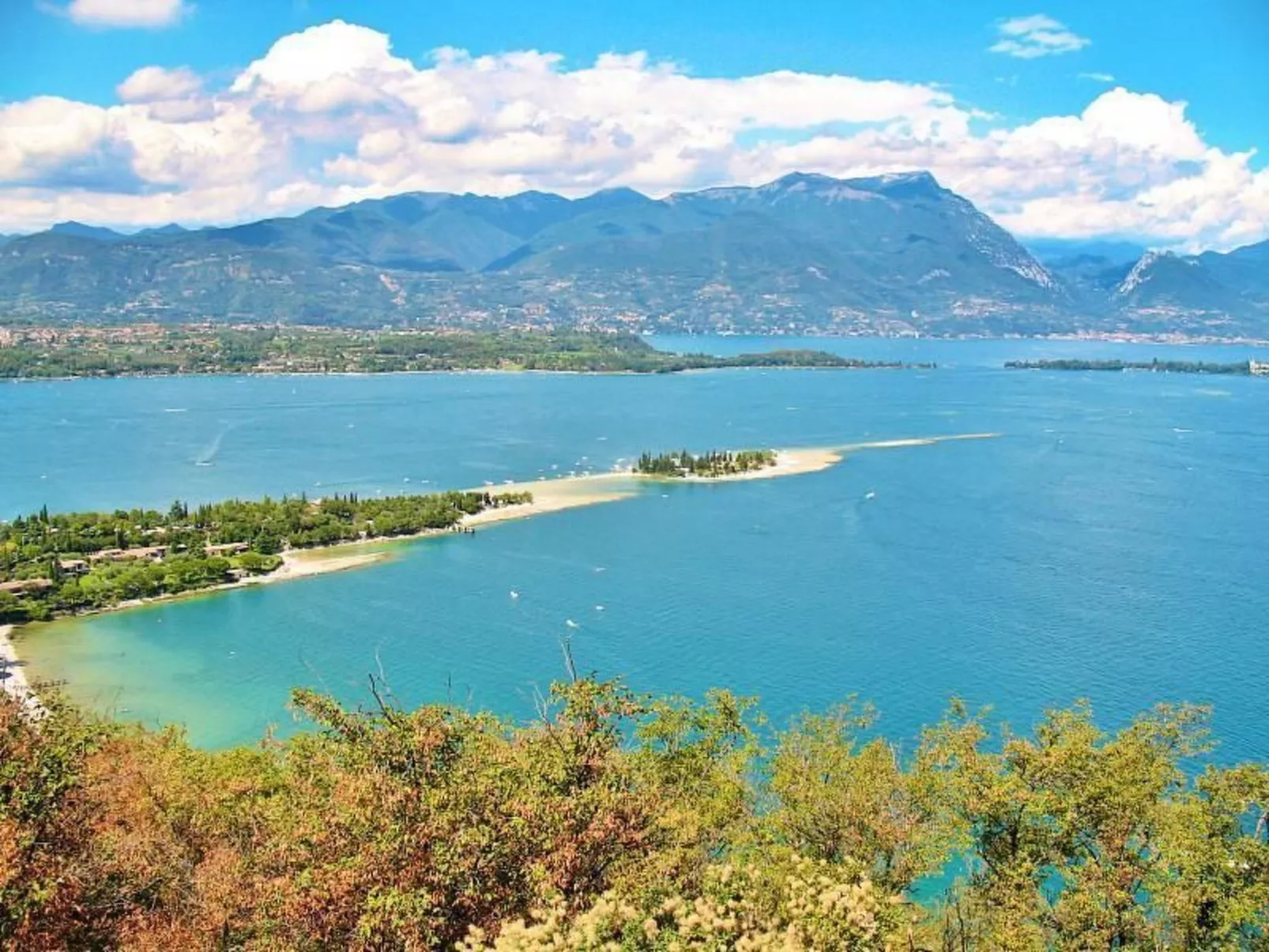 Angenehme Wohnung in Solarolo mit Parkplatz-Buiten