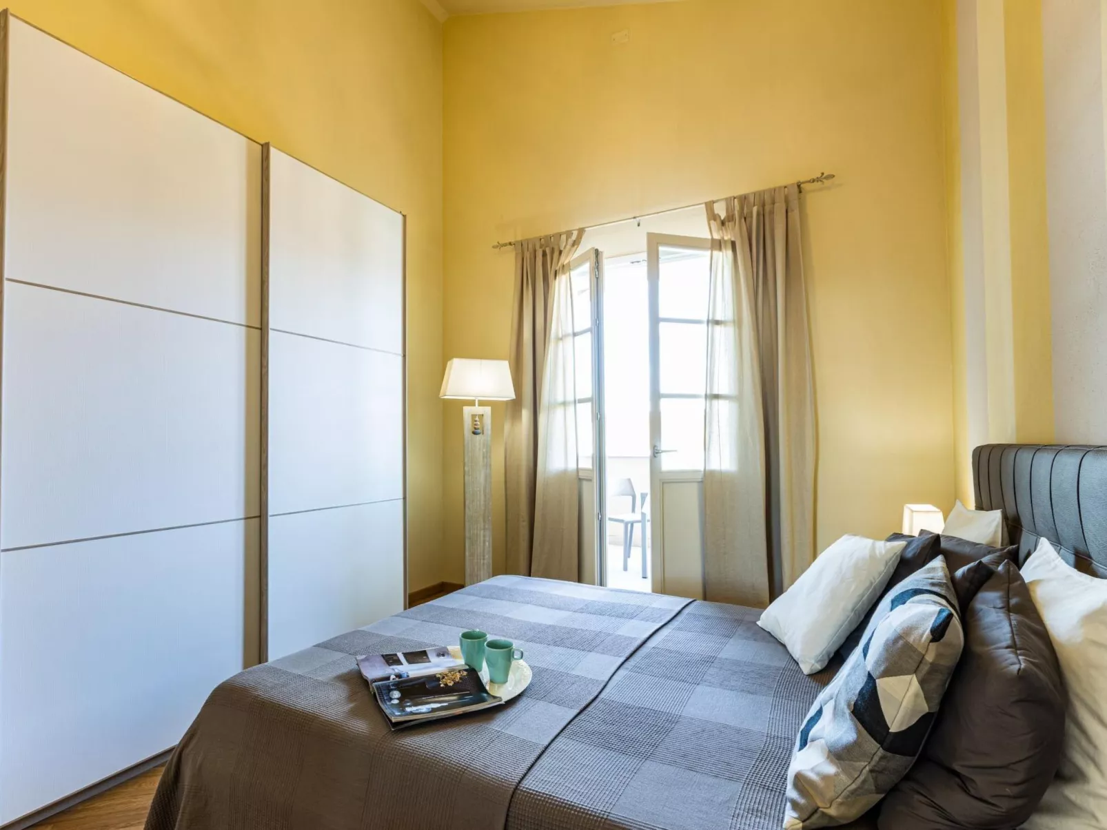 Moderne und komfortable Wohnung, ideal für zwei Personen-Binnen