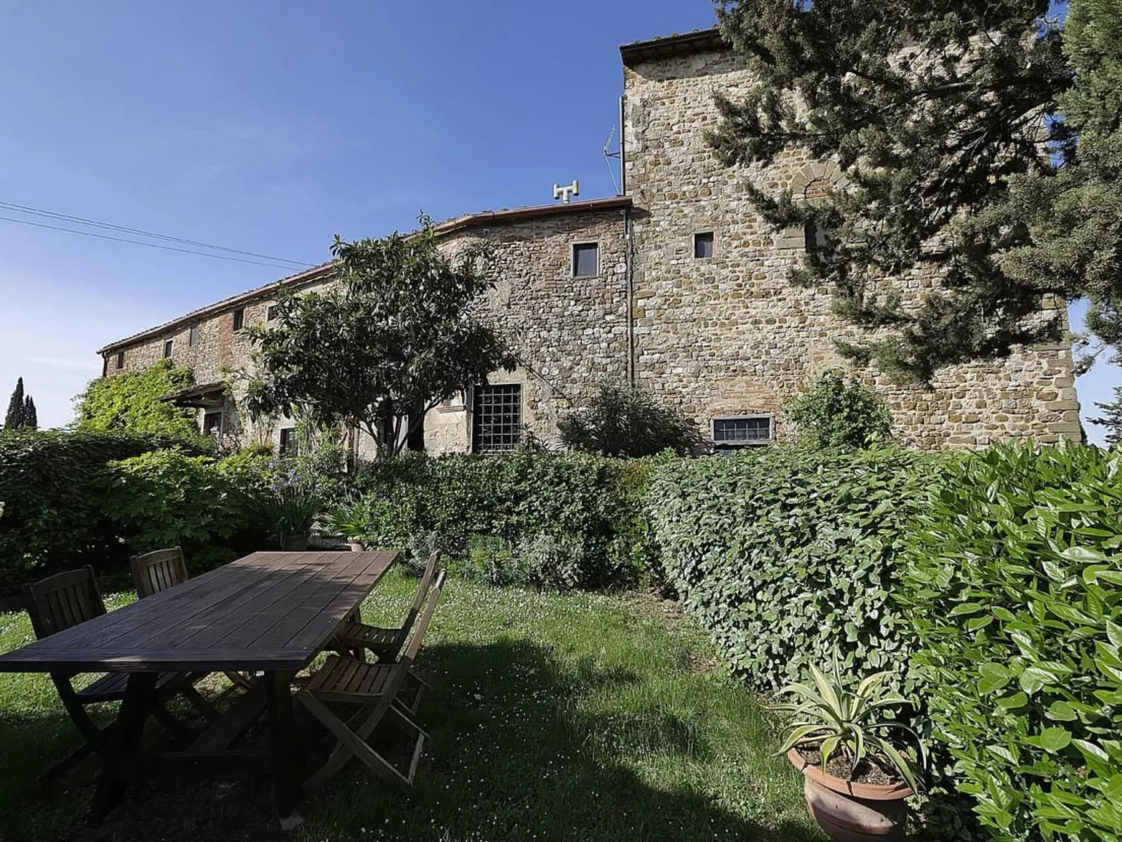 Wohnung mit Poolbenutzung-Buiten