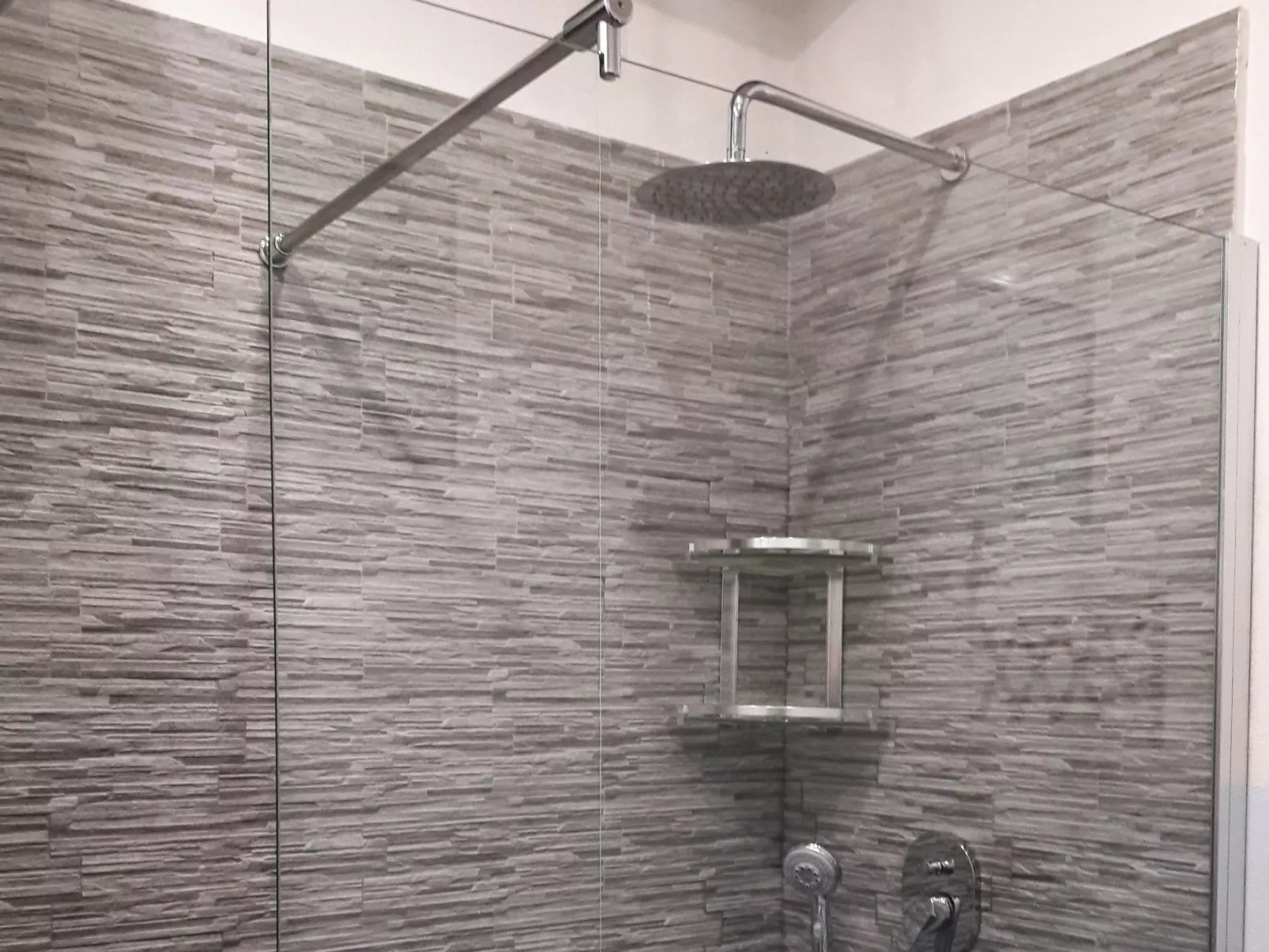 Charmantes Appartement in Moneglia mit Großer Terrasse-Binnen