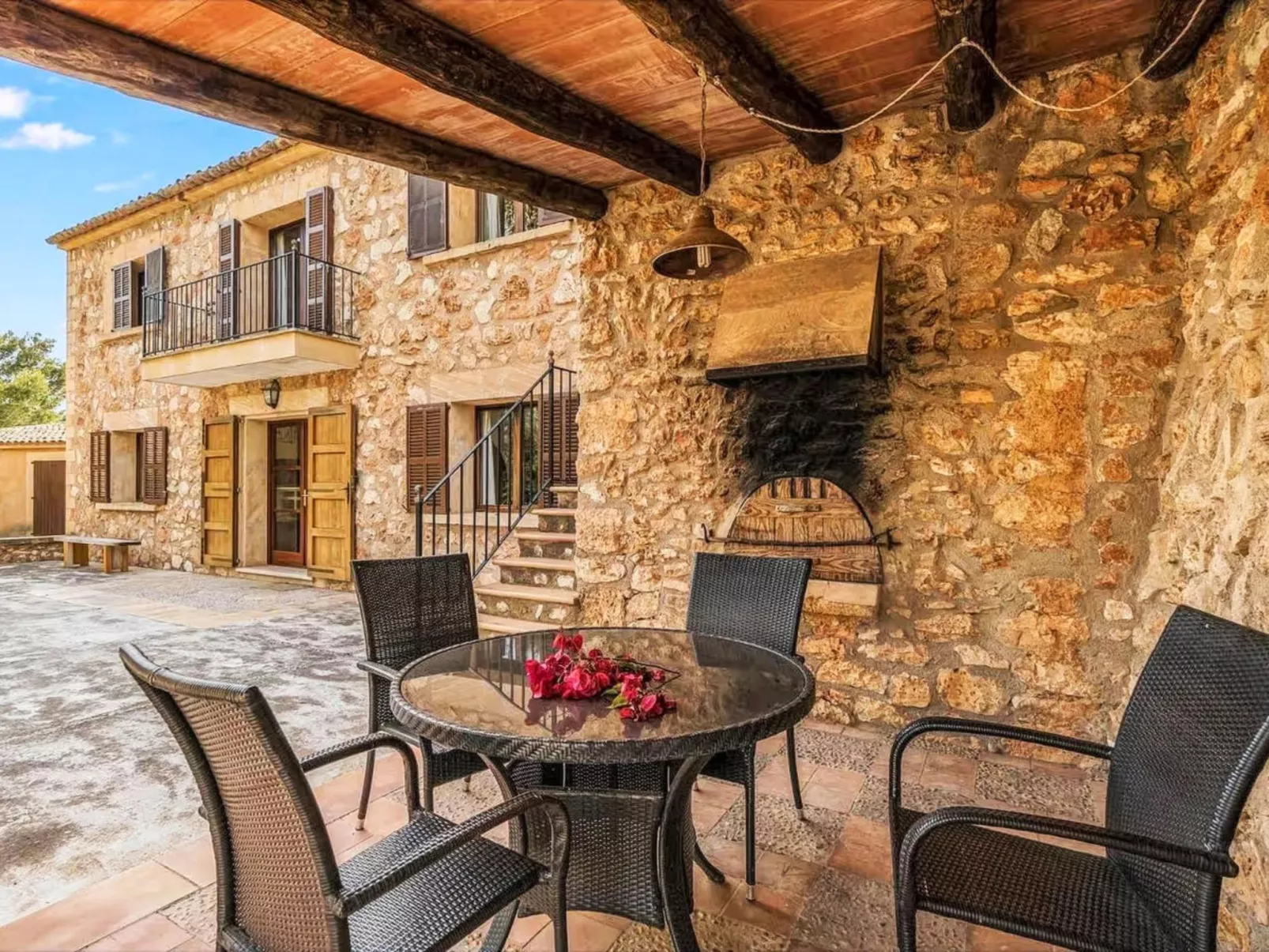 Bonita casa cerca del mar-Image-tags.info