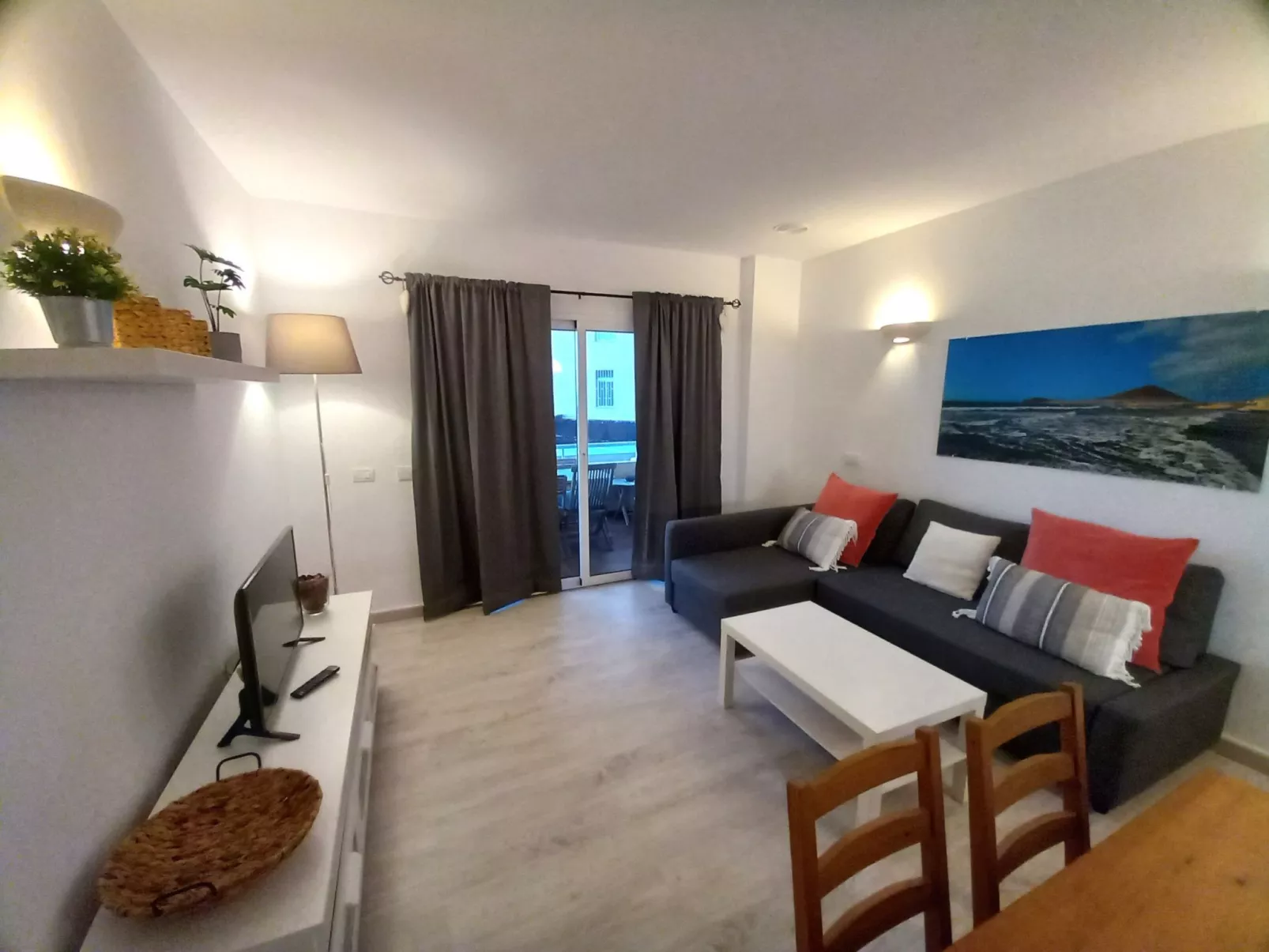 Ferienunterkunft "Marineda Medano".-Image-tags.info