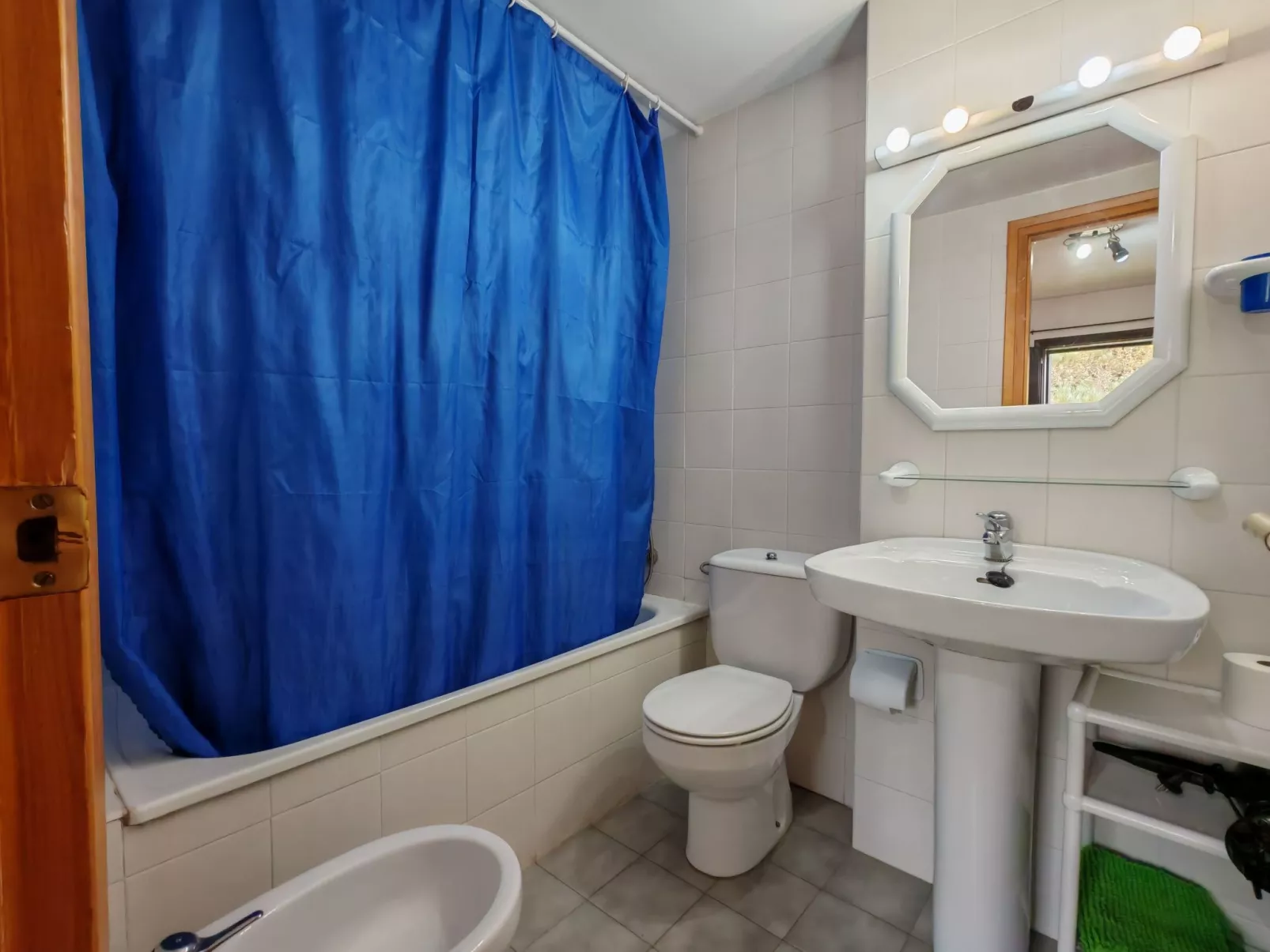 Wohnung Besiberri 3 befindet sich im Erdgeschoss mit Terrasse Vall de Boí-Binnen