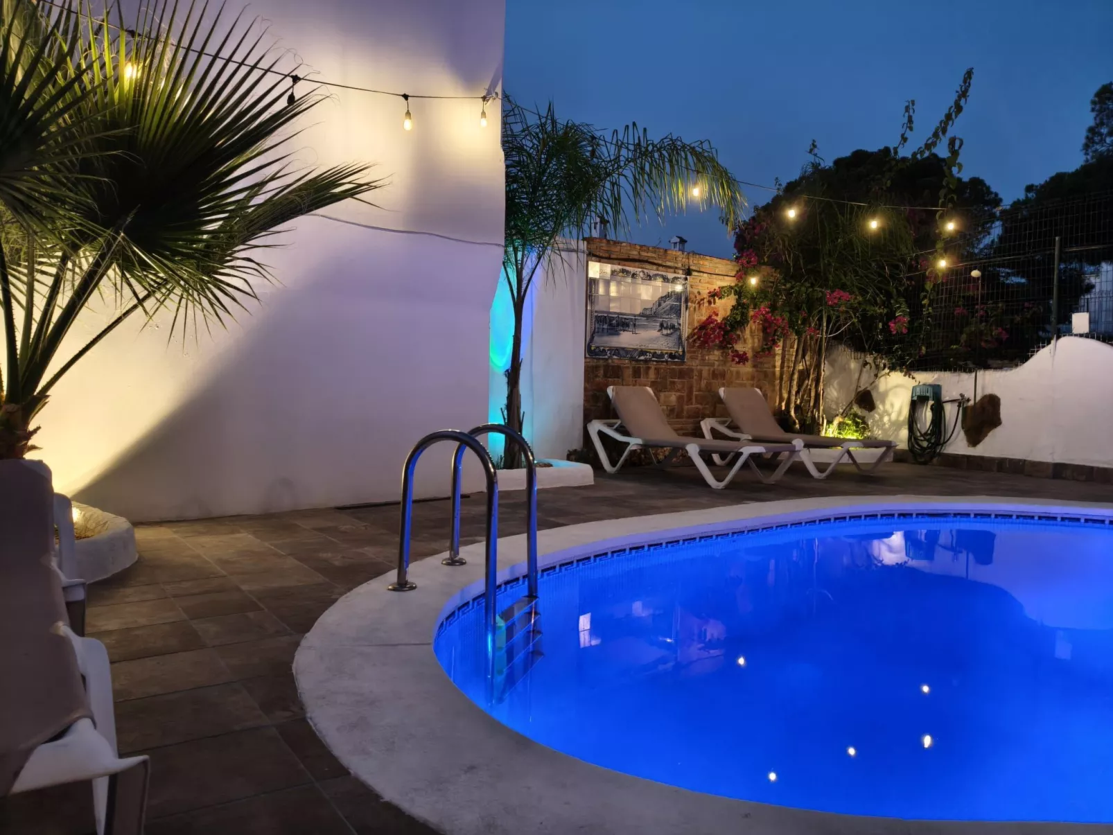 Haus mit Schwimmbad in Strandnähe-Buiten