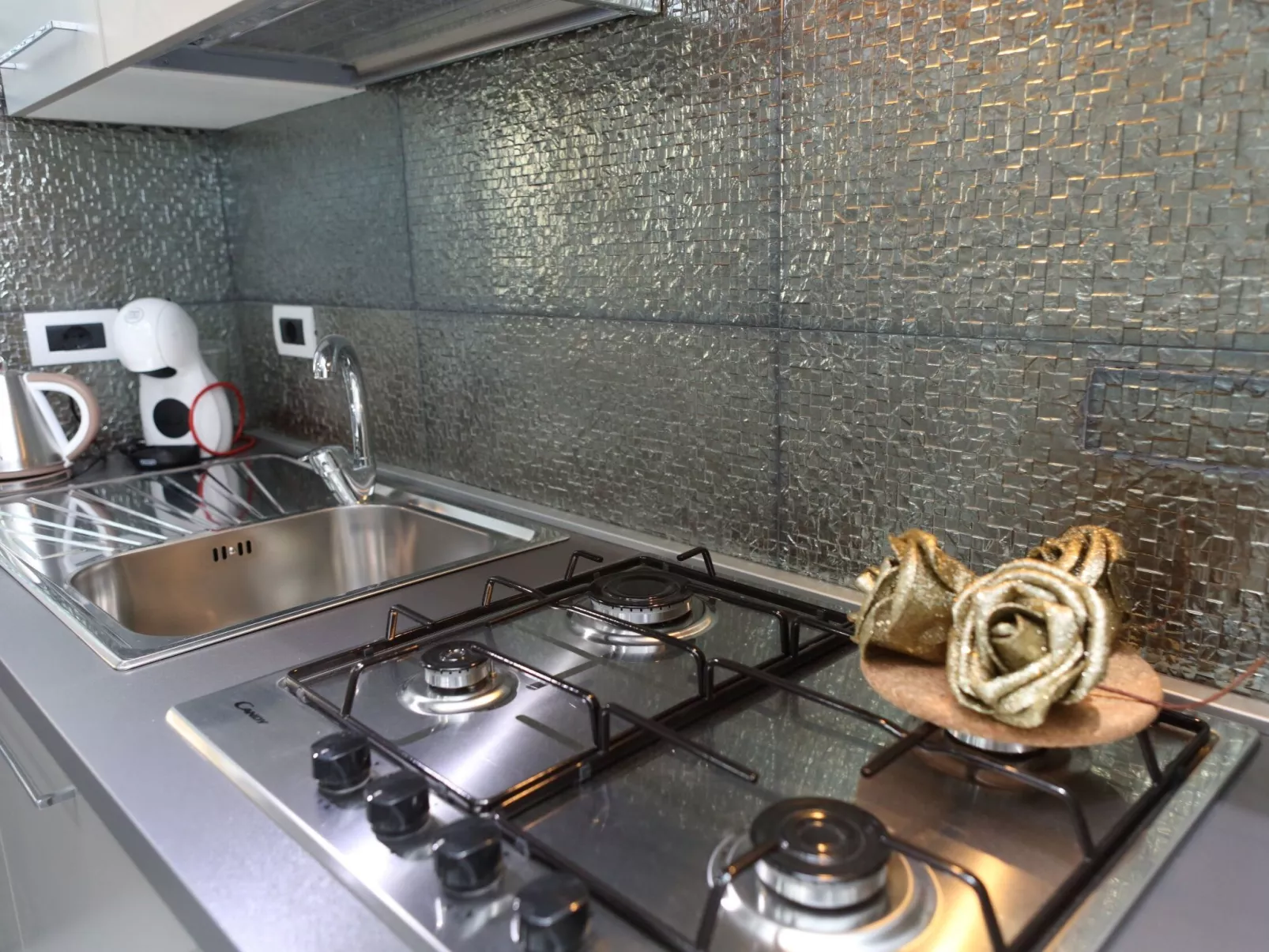 Die Wüstenrose A-Binnen