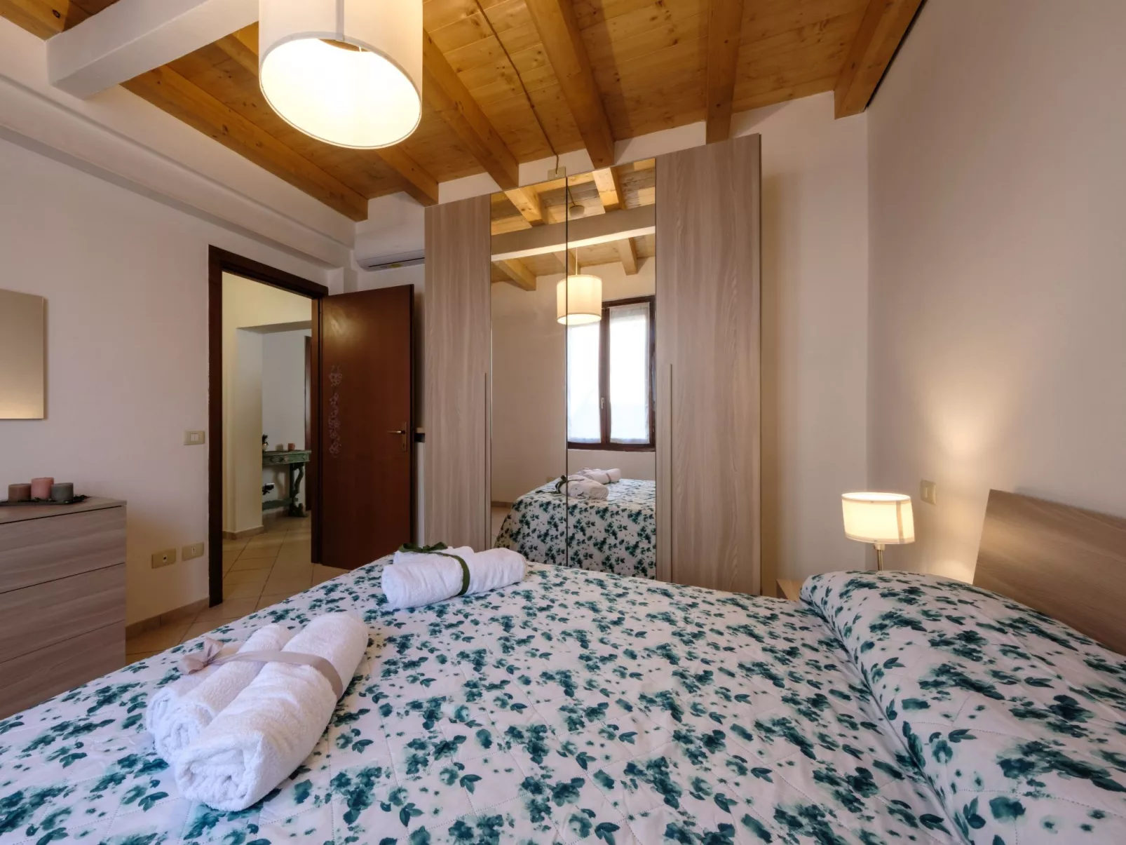 Gardaland bei Holiday World-Binnen